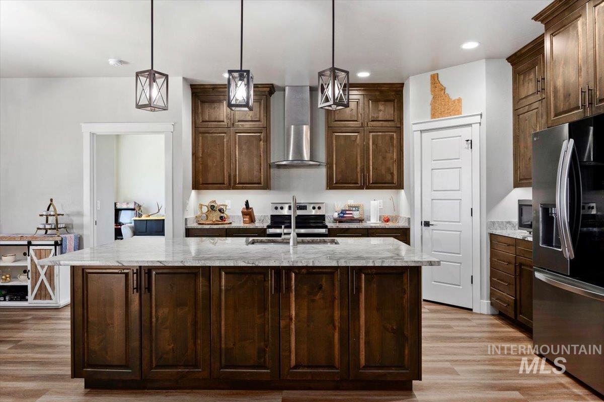 57 Victoria St, Jerome, Idaho 83338, 4 Bedrooms, 2 Bathrooms, Residential For Sale, Price $744,900,MLS 98990771