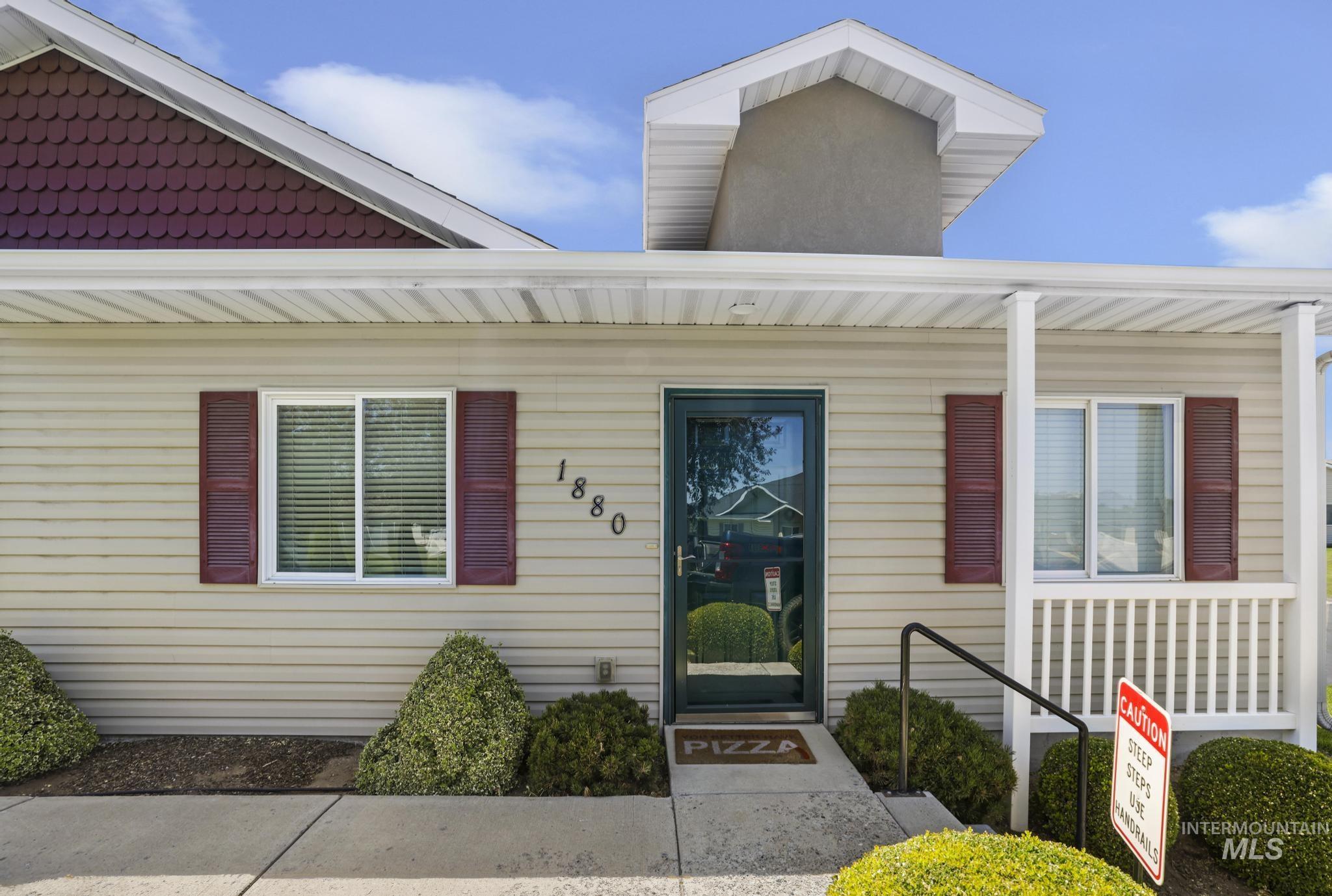 1880 Boston Way, Twin Falls, Idaho 83301, 2 Bedrooms, 2 Bathrooms, Residential For Sale, Price $315,000, 98990773