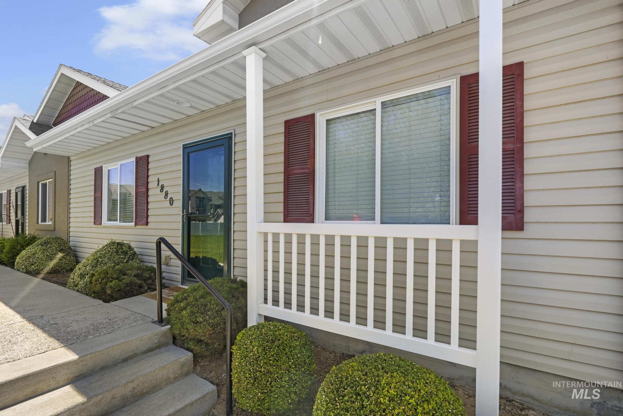 1880 Boston Way, Twin Falls, Idaho 83301, 2 Bedrooms, 2 Bathrooms, Residential For Sale, Price $315,000, 98990773