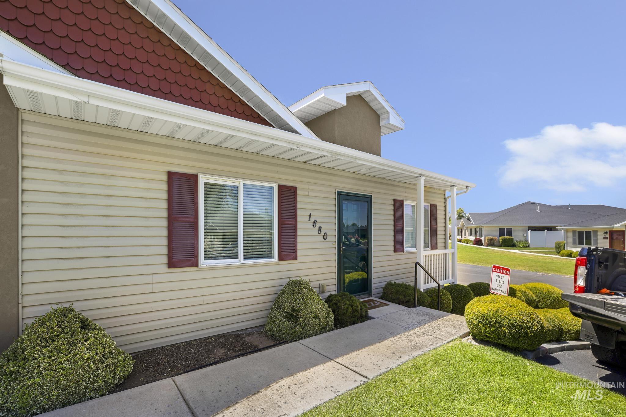 1880 Boston Way, Twin Falls, Idaho 83301, 2 Bedrooms, 2 Bathrooms, Residential For Sale, Price $315,000, 98990773