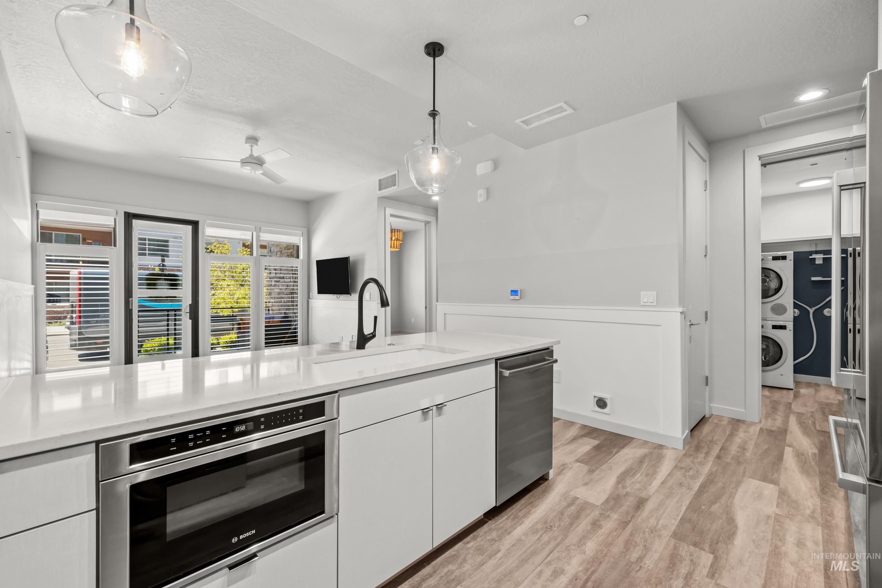 3850 E Haystack St, Boise, Idaho 83716, 1 Bedroom, 1 Bathroom, Residential For Sale, Price $374,000, 98990774