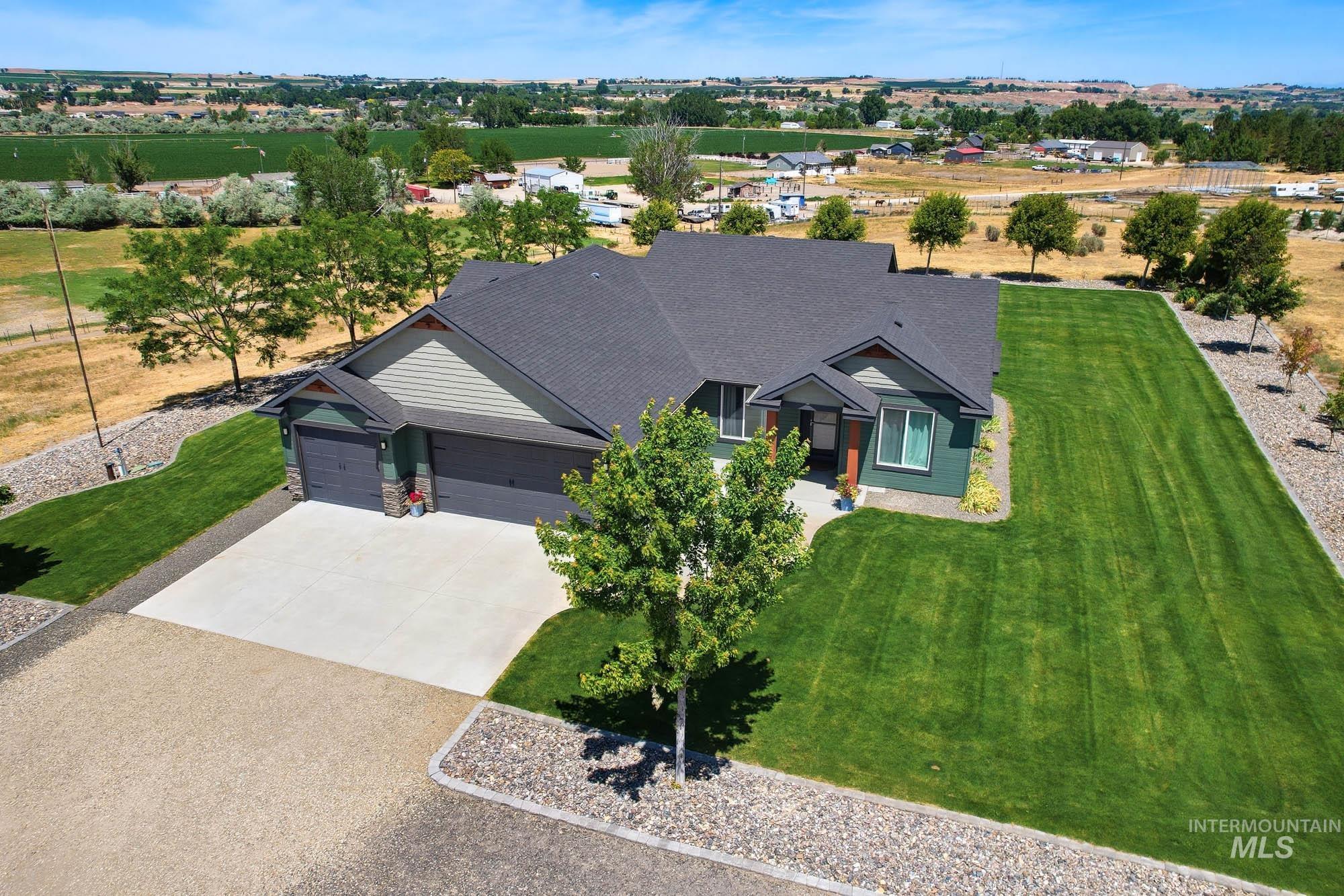 4280 Hogg Rd, Homedale, Idaho 83628, 3 Bedrooms, 2 Bathrooms, Residential For Sale, Price $899,900, 98990775