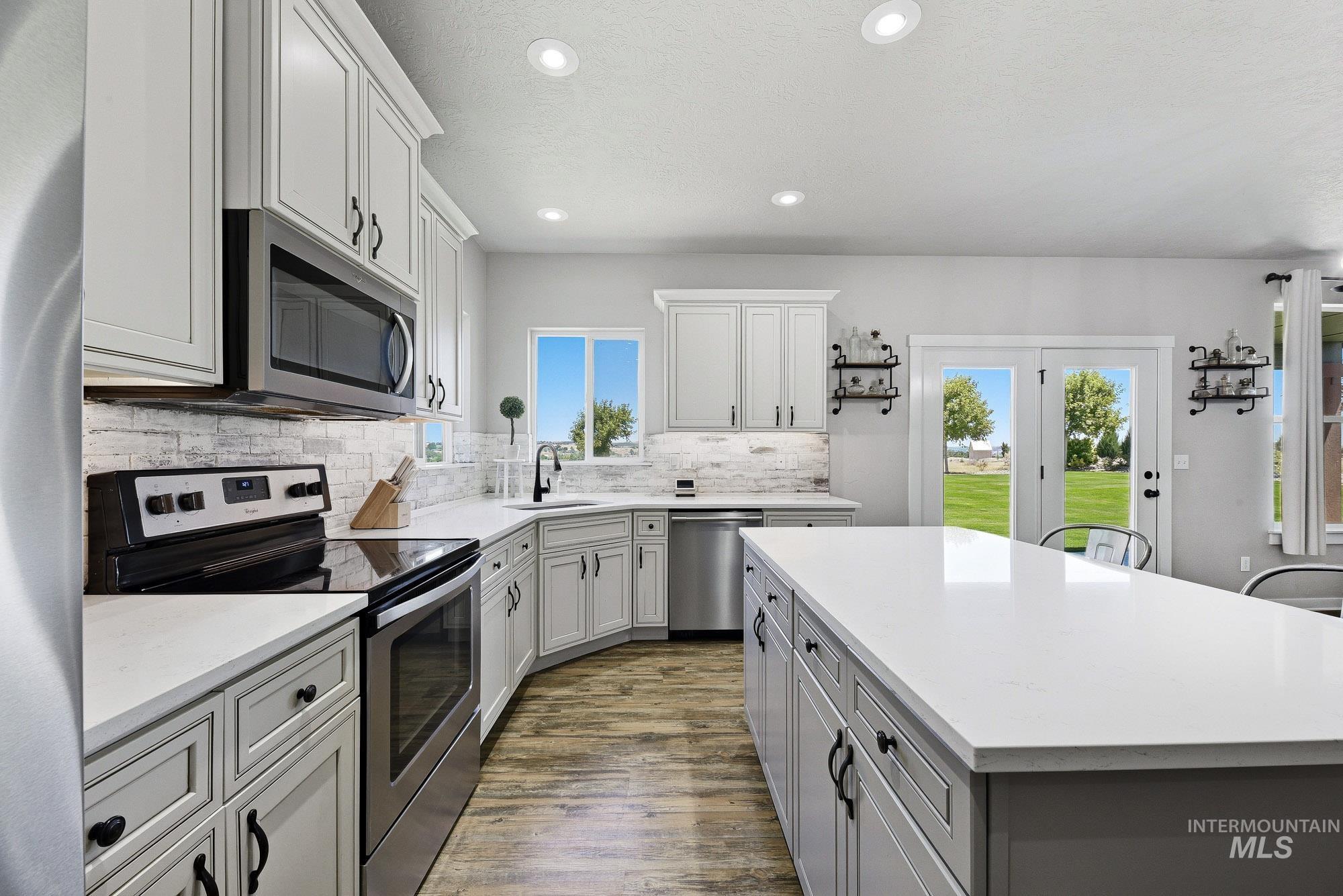 4280 Hogg Rd, Homedale, Idaho 83628, 3 Bedrooms, 2 Bathrooms, Residential For Sale, Price $899,900, 98990775
