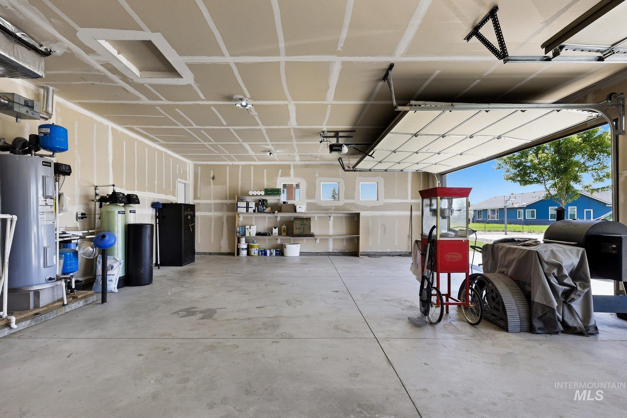 4280 Hogg Rd, Homedale, Idaho 83628, 3 Bedrooms, 2 Bathrooms, Residential For Sale, Price $899,900, 98990775