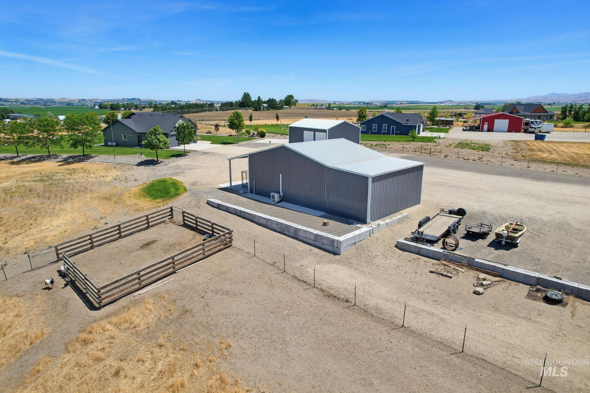 4280 Hogg Rd, Homedale, Idaho 83628, 3 Bedrooms, 2 Bathrooms, Residential For Sale, Price $899,900, 98990775