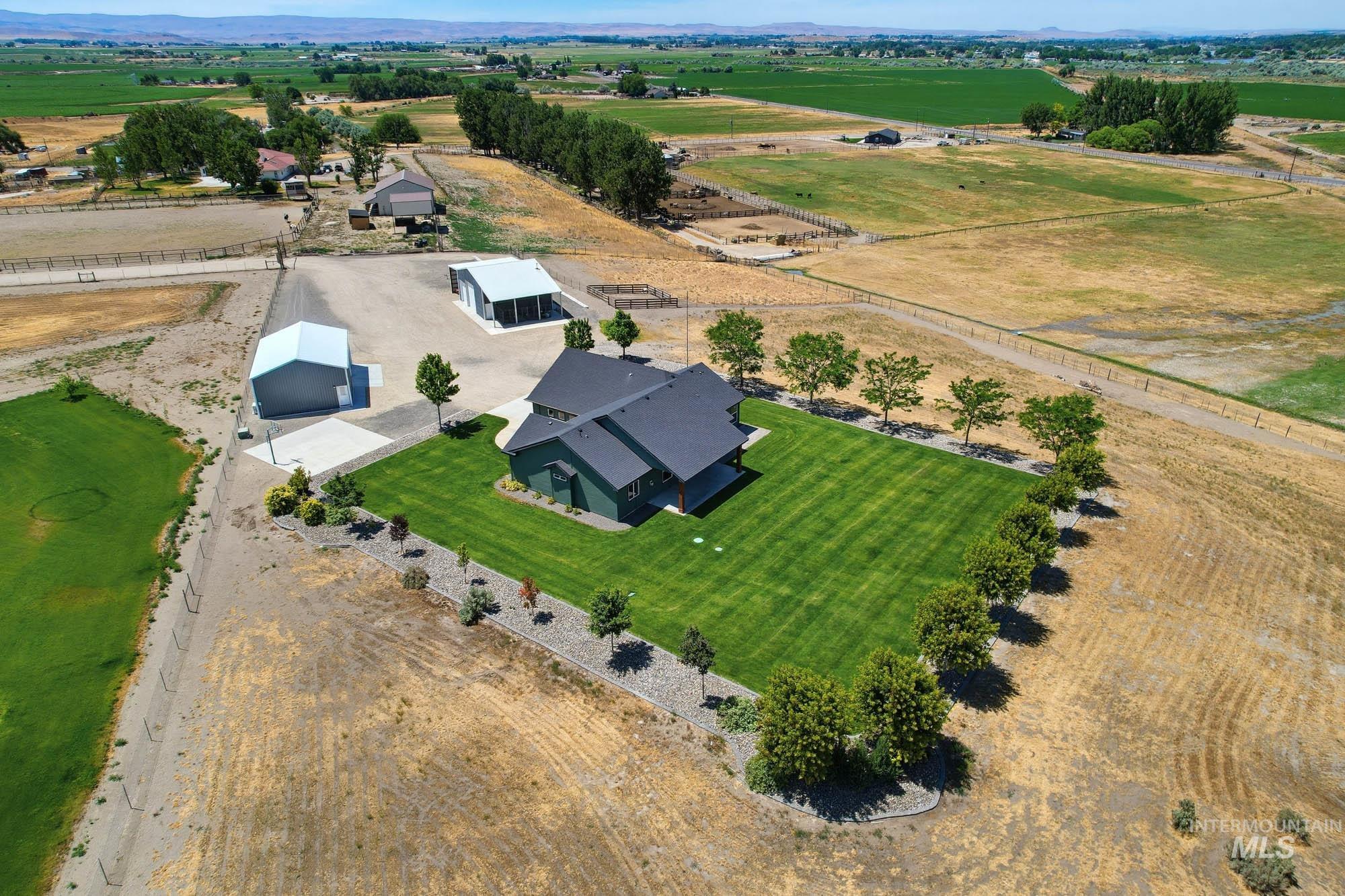 4280 Hogg Rd, Homedale, Idaho 83628, 3 Bedrooms, 2 Bathrooms, Residential For Sale, Price $899,900, 98990775