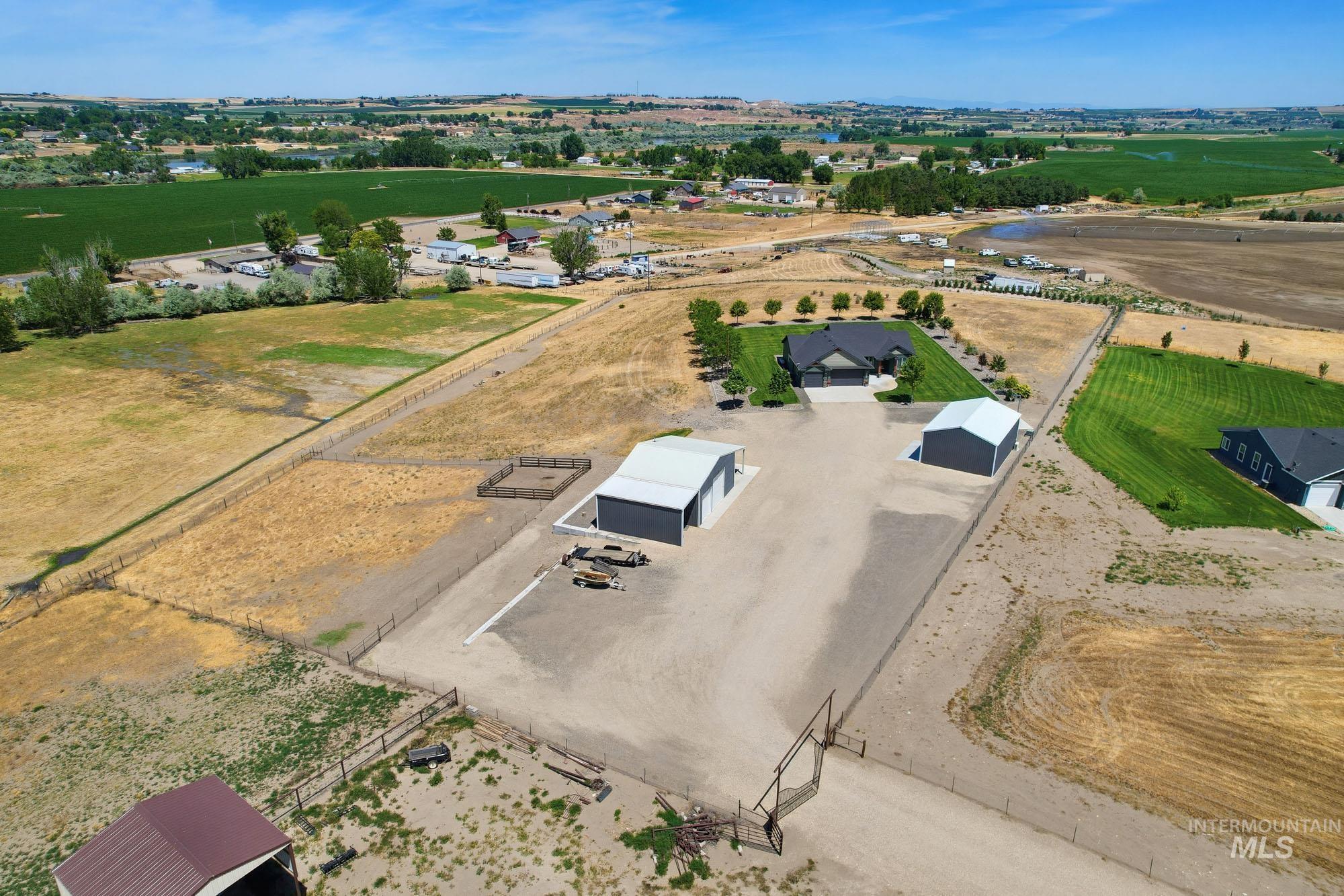 4280 Hogg Rd, Homedale, Idaho 83628, 3 Bedrooms, 2 Bathrooms, Residential For Sale, Price $899,900, 98990775
