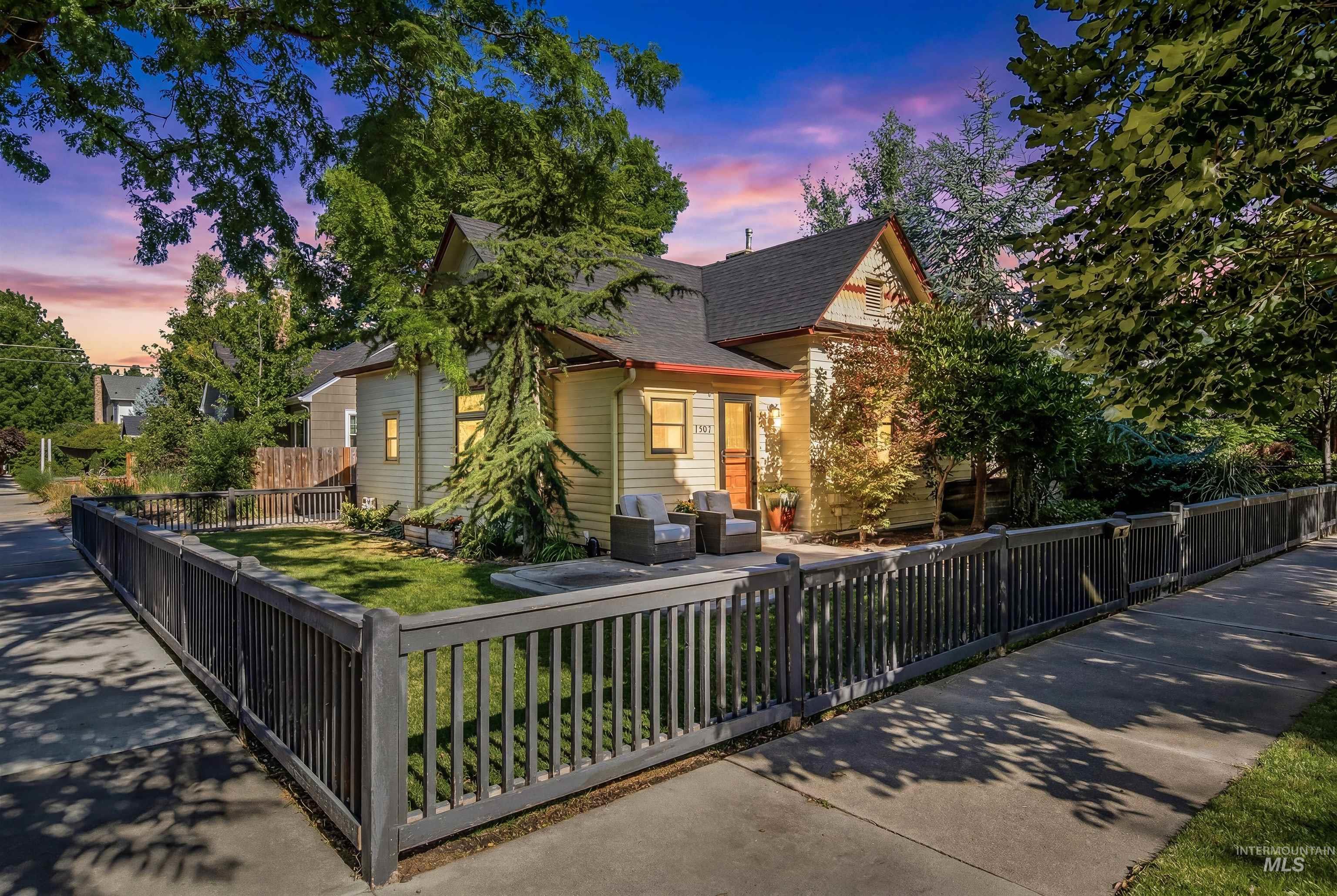 1401 N 18th St, Boise, Idaho 83702, 2 Bedrooms, 2 Bathrooms, Residential For Sale, Price $699,900,MLS 98990777