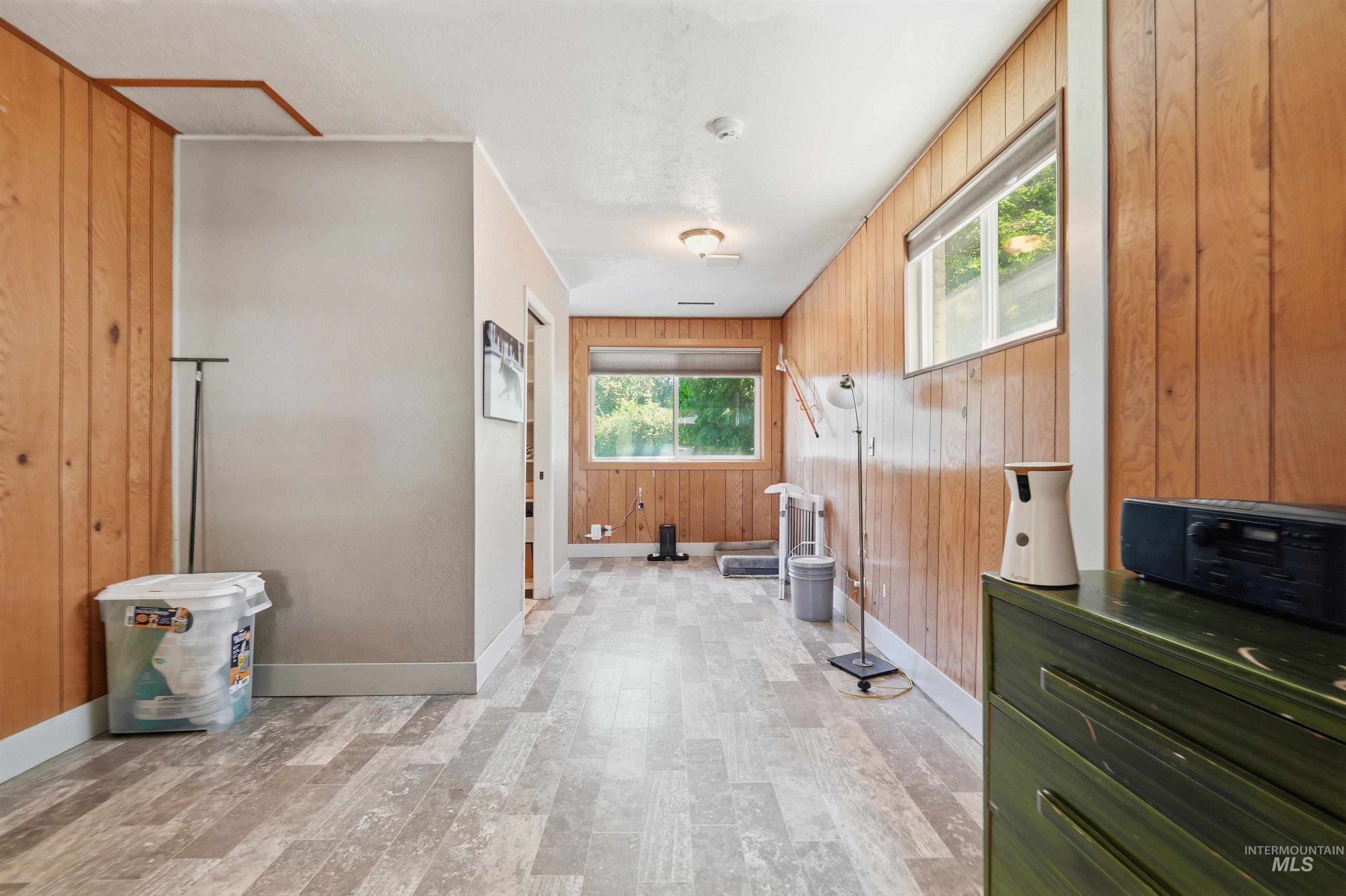 1814 N Amber St, Boise, Idaho 83706, 2 Bedrooms, 2 Bathrooms, Residential For Sale, Price $460,000,MLS 98990778