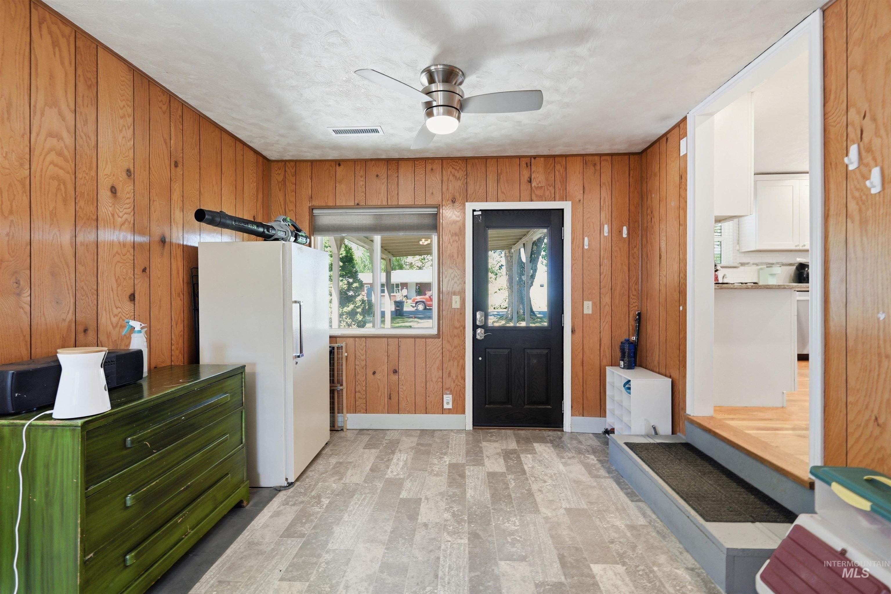1814 N Amber St, Boise, Idaho 83706, 2 Bedrooms, 2 Bathrooms, Residential For Sale, Price $460,000,MLS 98990778