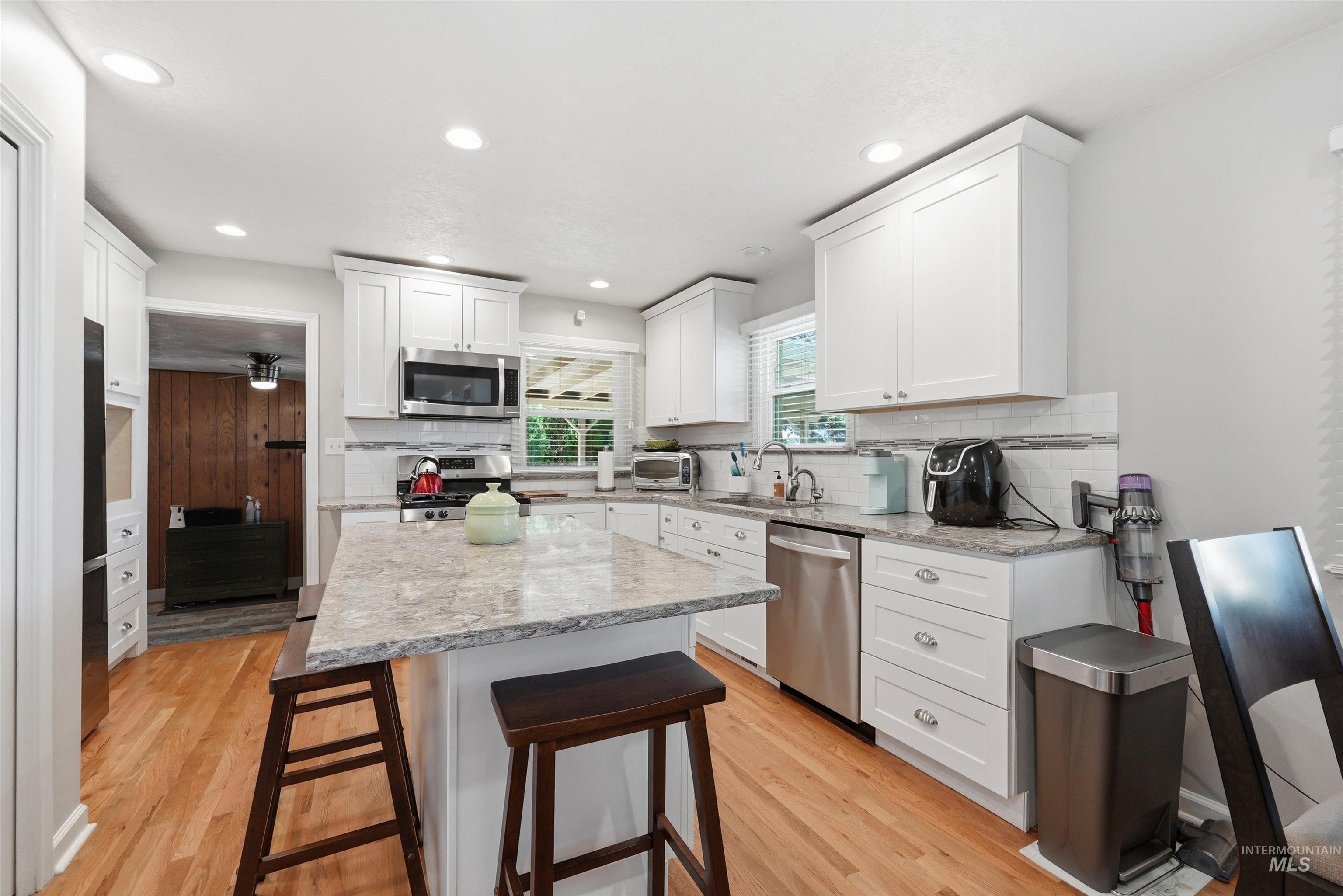 1814 N Amber St, Boise, Idaho 83706, 2 Bedrooms, 2 Bathrooms, Residential For Sale, Price $460,000,MLS 98990778