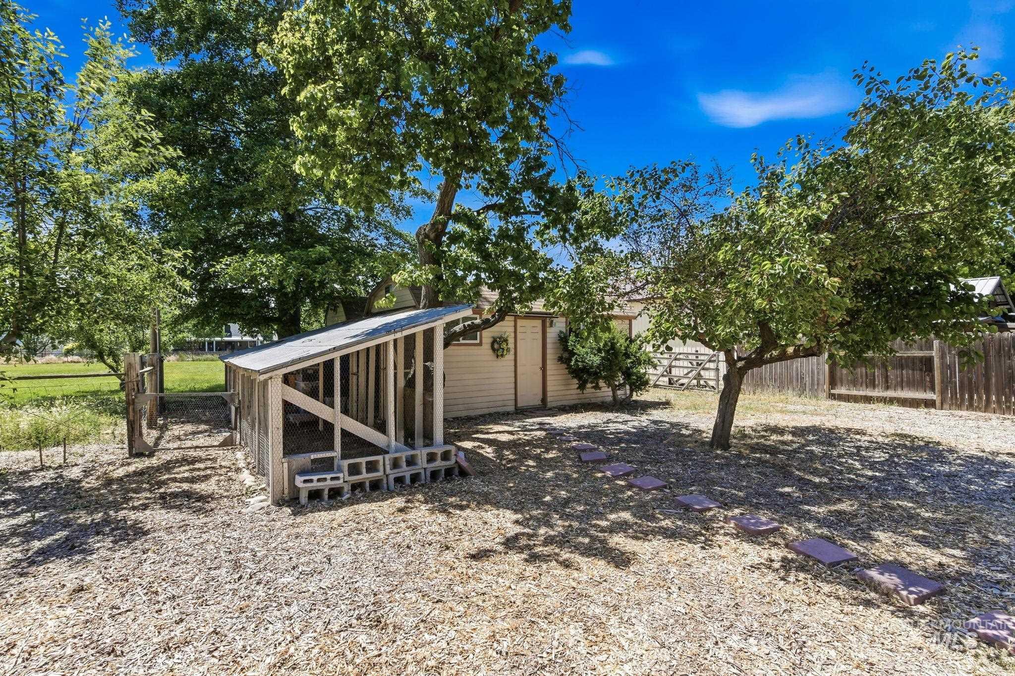 12545 W Clover Meadows Dr, Boise, Idaho 83713, 4 Bedrooms, 3 Bathrooms, Residential For Sale, Price $880,000,MLS 98990779