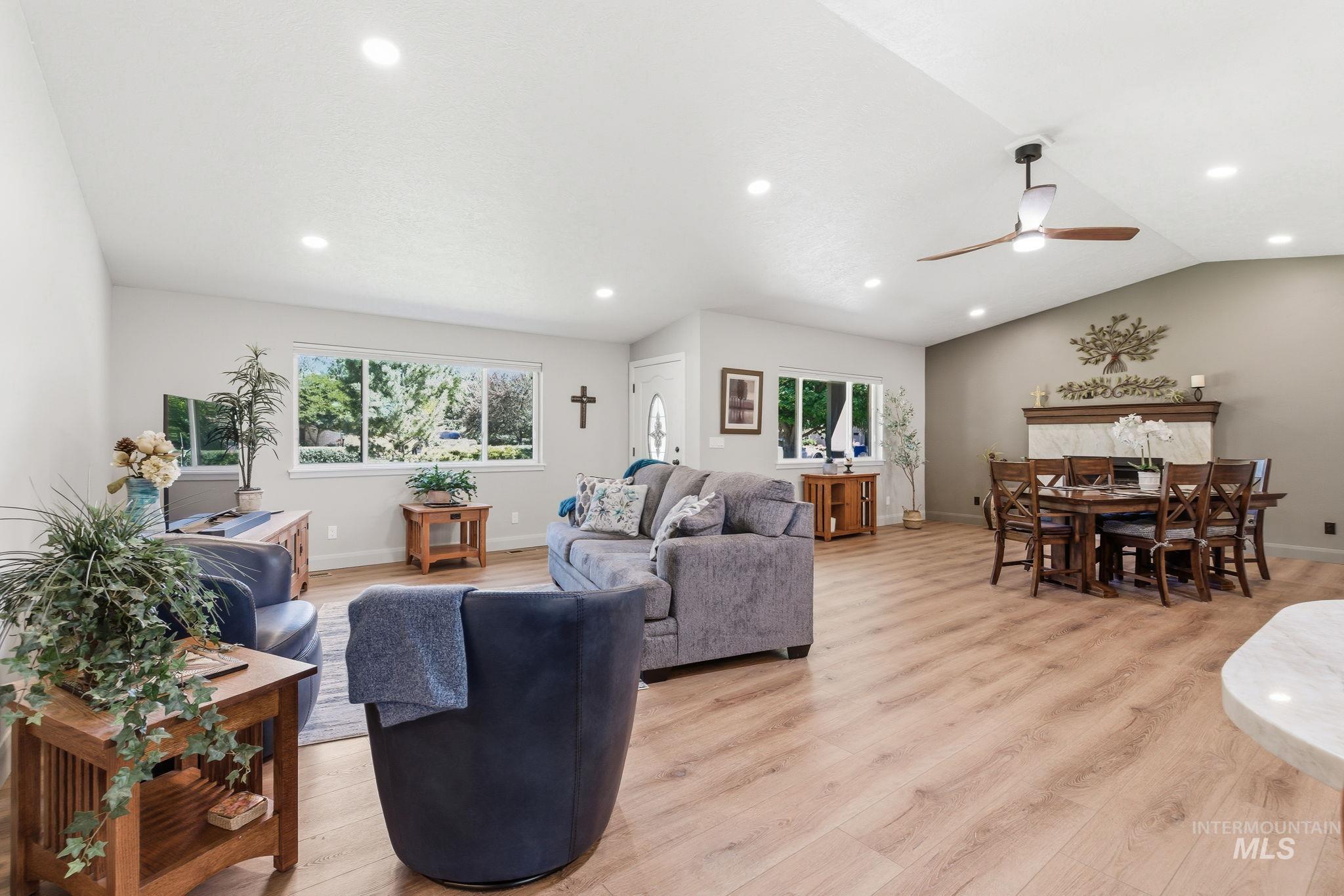 12545 W Clover Meadows Dr, Boise, Idaho 83713, 4 Bedrooms, 3 Bathrooms, Residential For Sale, Price $880,000,MLS 98990779