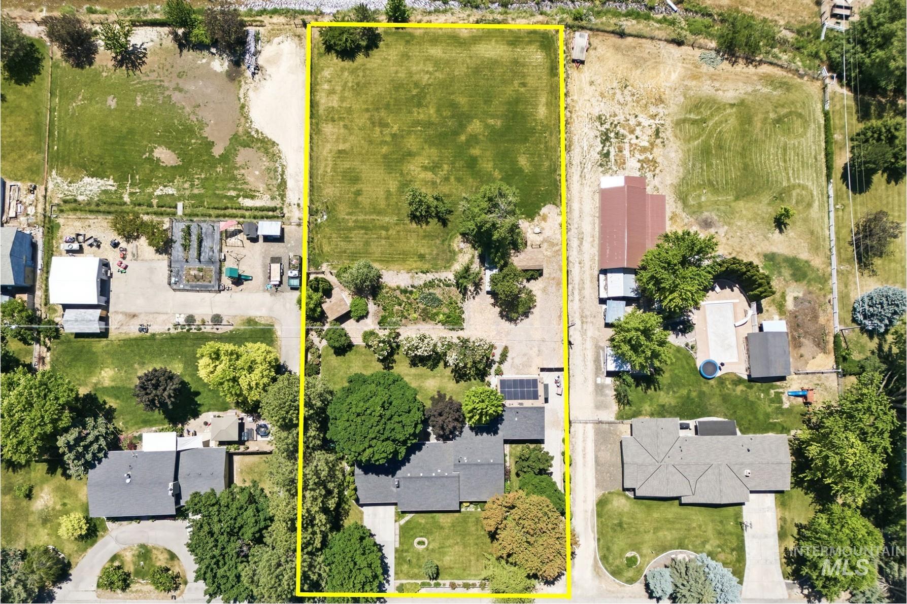 12545 W Clover Meadows Dr, Boise, Idaho 83713, 4 Bedrooms, 3 Bathrooms, Residential For Sale, Price $880,000,MLS 98990779