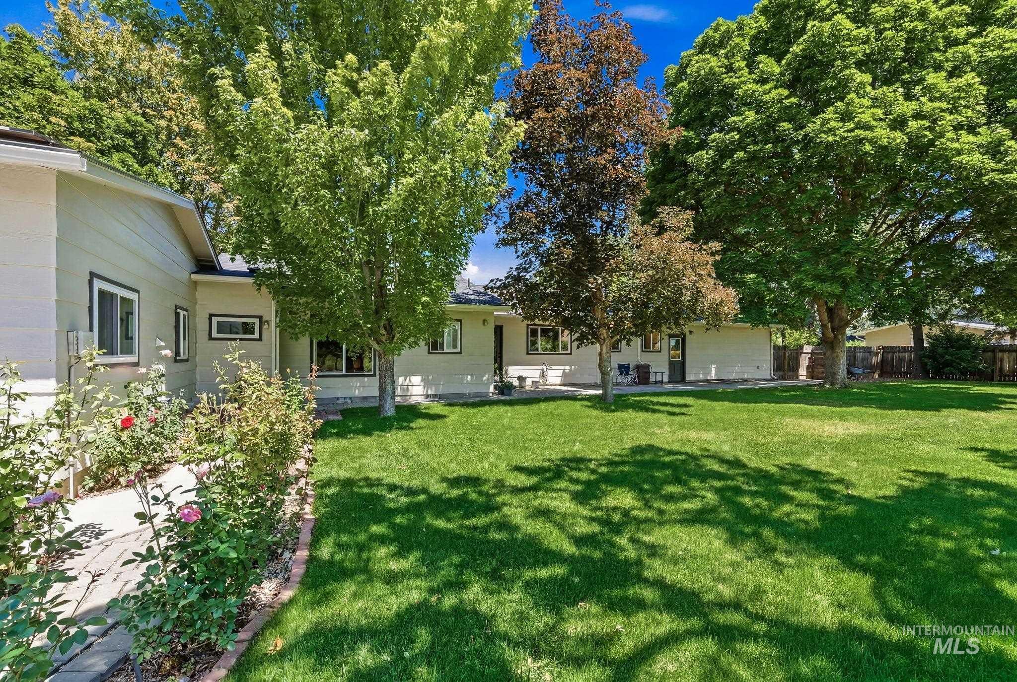12545 W Clover Meadows Dr, Boise, Idaho 83713, 4 Bedrooms, 3 Bathrooms, Residential For Sale, Price $880,000,MLS 98990779