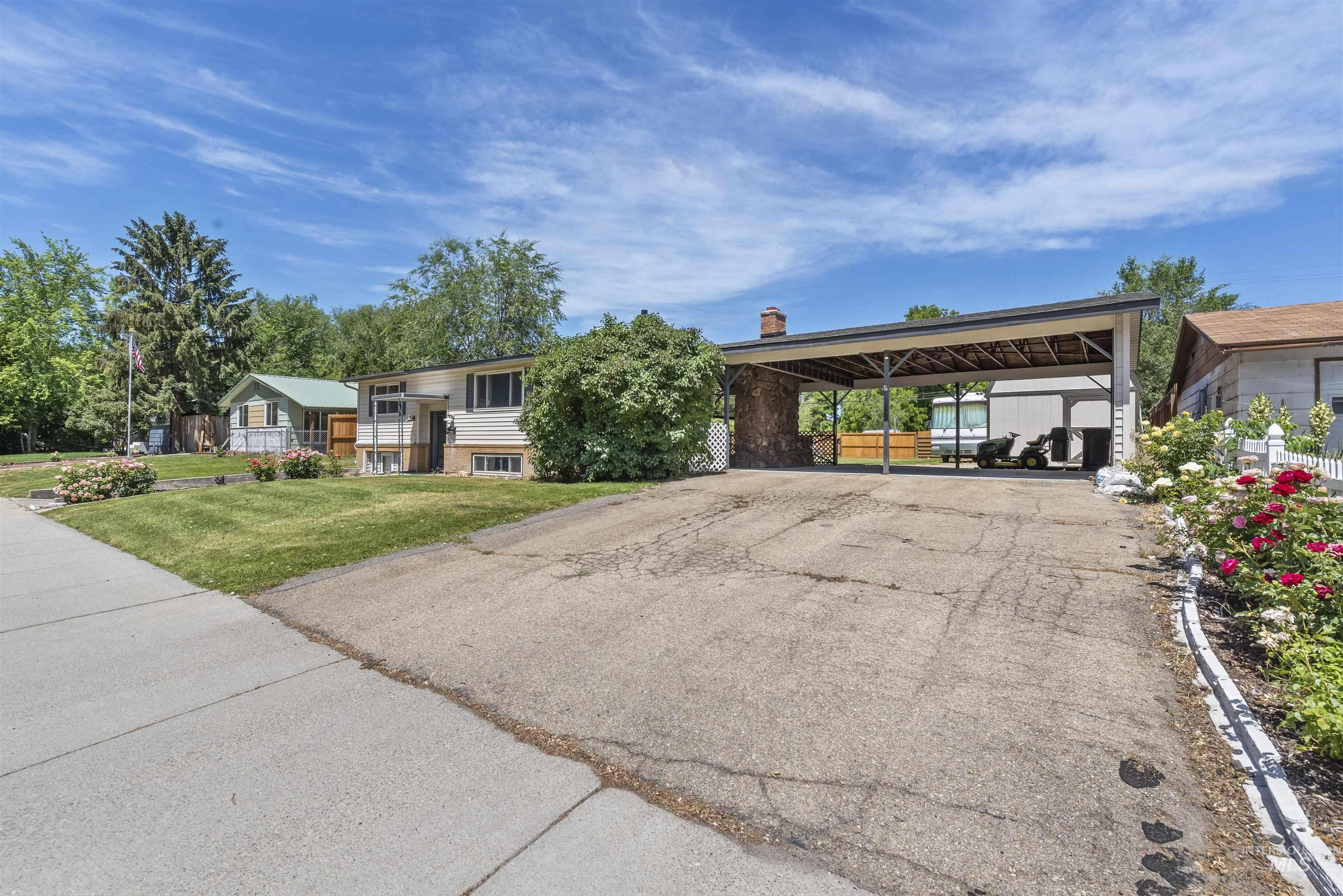 630 E Court Street, Weiser, Idaho 83672, 4 Bedrooms, 2 Bathrooms, Residential For Sale, Price $350,000, 98990781