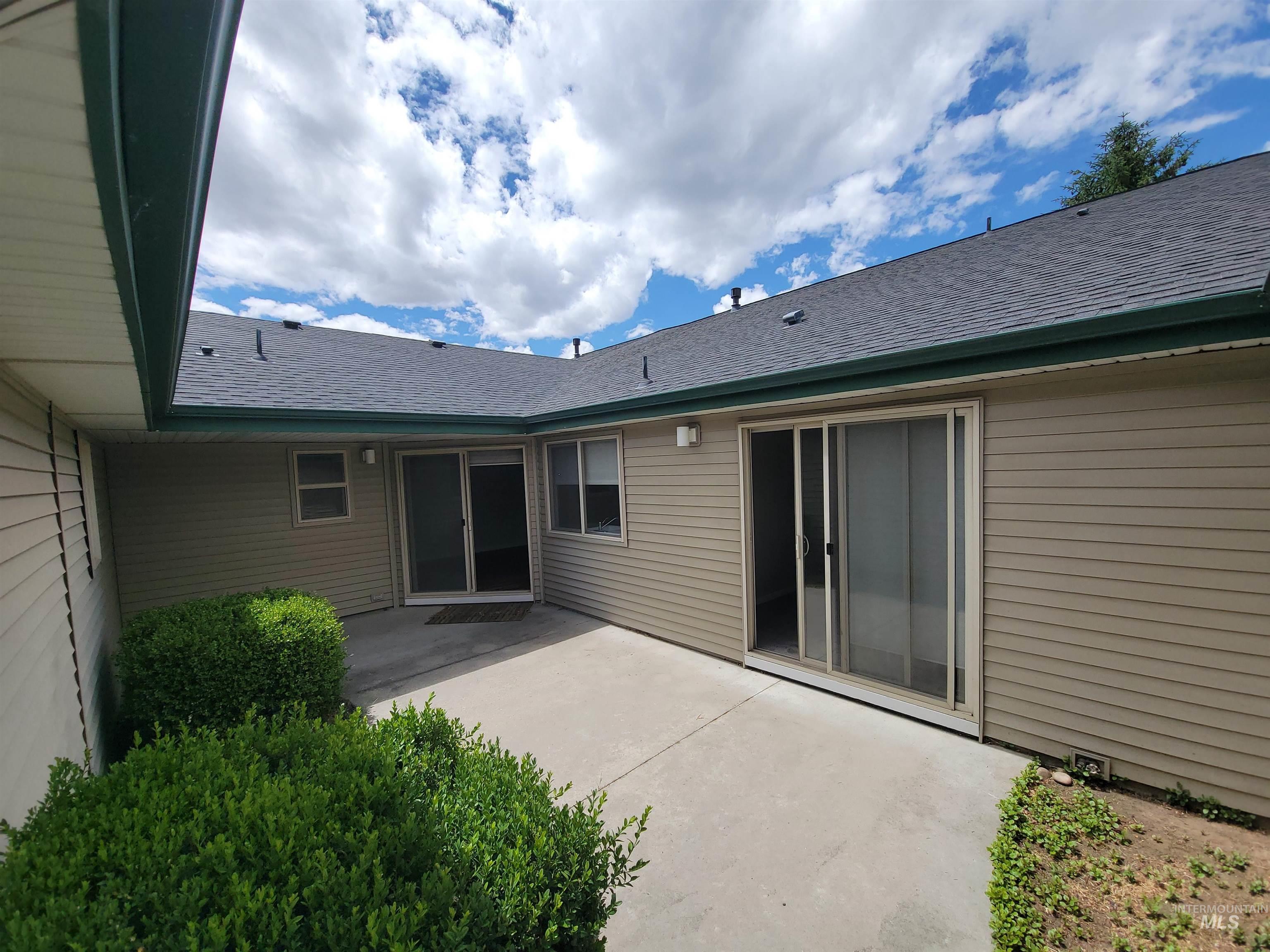 4022 Kessinger, Garden City, Idaho 83703, 2 Bedrooms, 2 Bathrooms, Residential For Sale, Price $479,900, 98990782