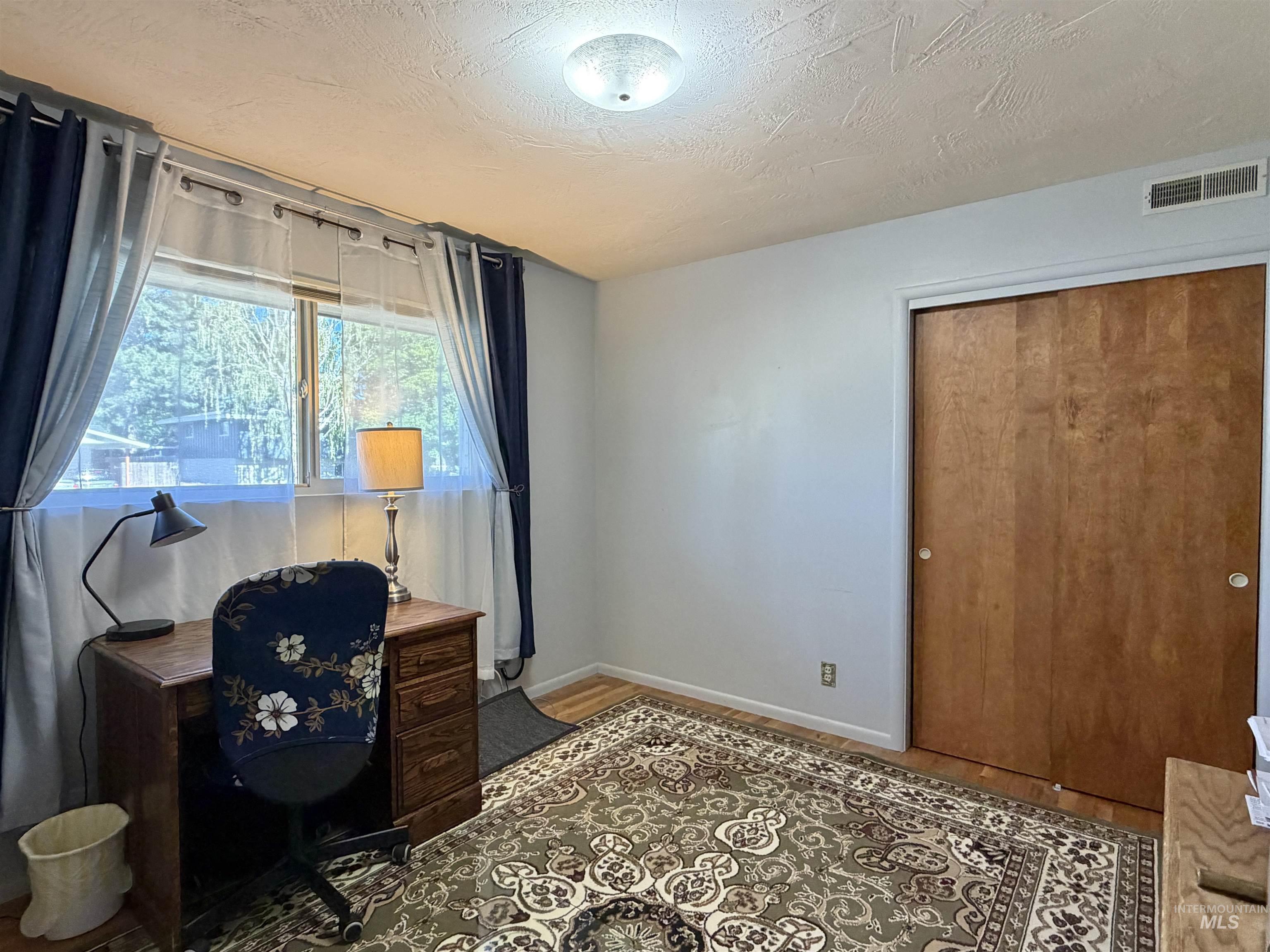 613 Sunrise Blvd N, Twin Falls, Idaho 83301-4352, 4 Bedrooms, 2 Bathrooms, Residential For Sale, Price $365,000, 98990783