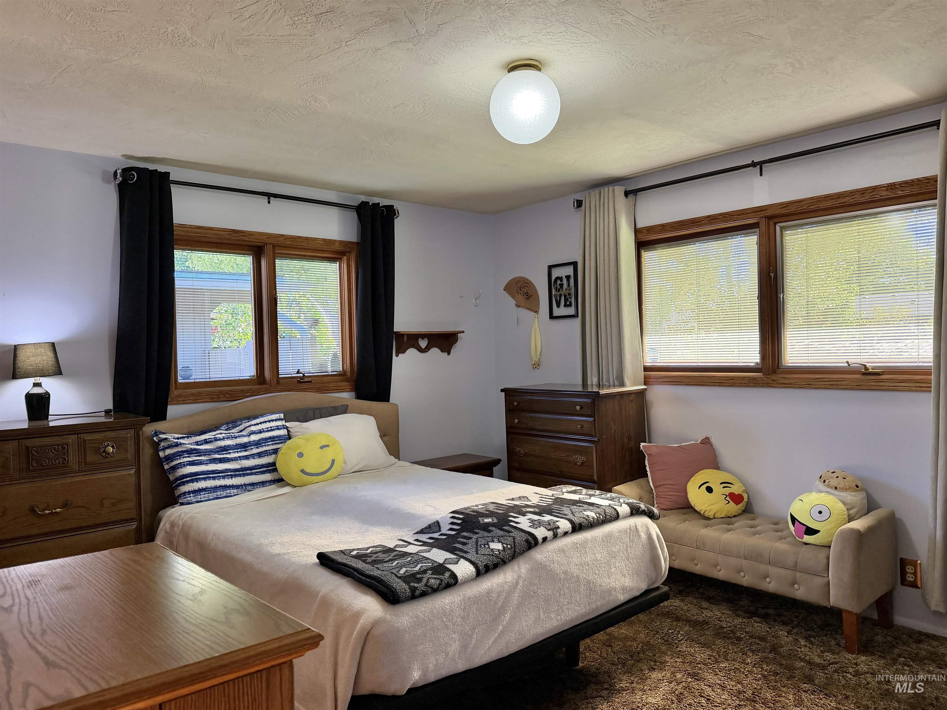 613 Sunrise Blvd N, Twin Falls, Idaho 83301-4352, 4 Bedrooms, 2 Bathrooms, Residential For Sale, Price $365,000, 98990783