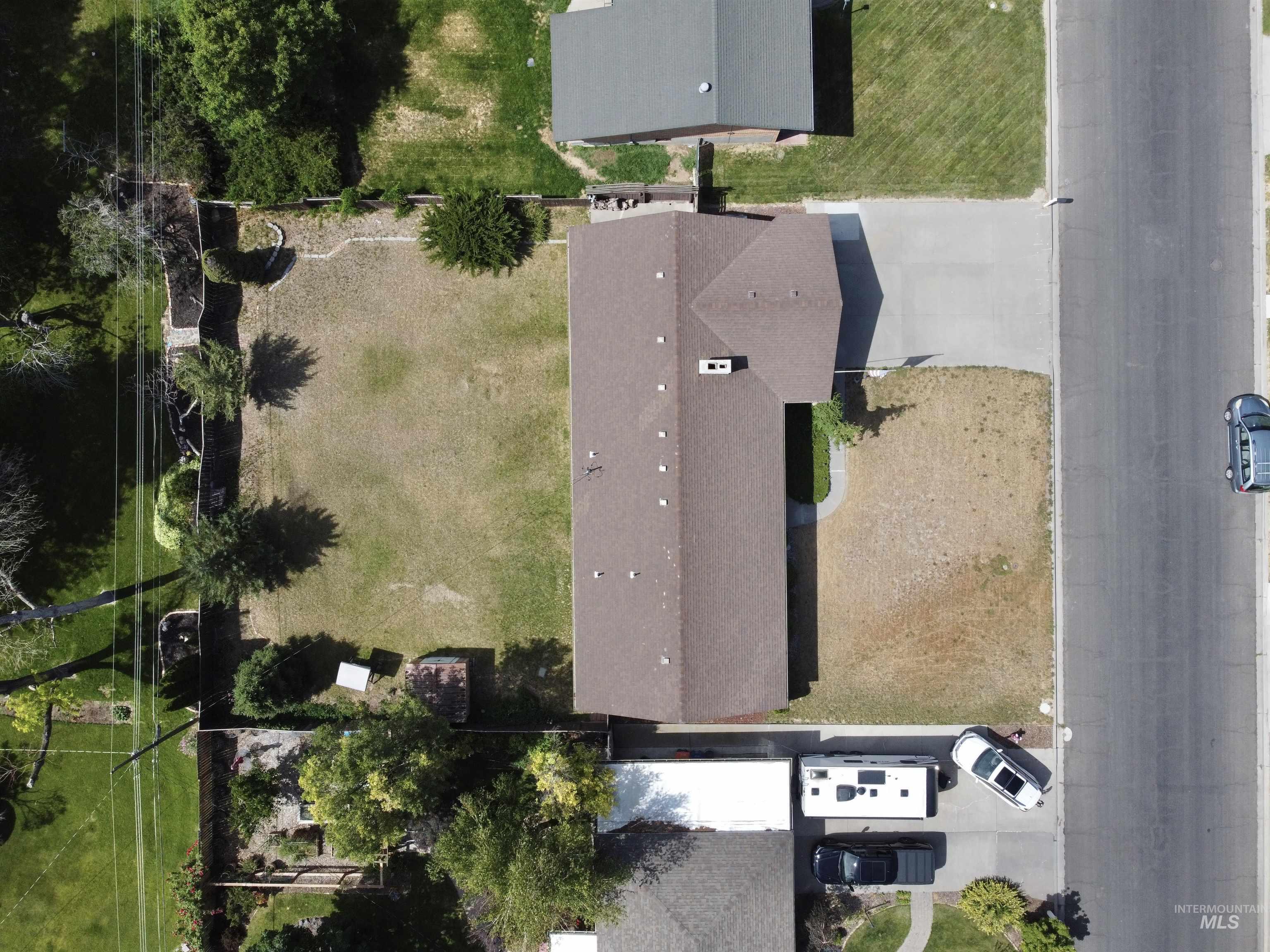 613 Sunrise Blvd N, Twin Falls, Idaho 83301-4352, 4 Bedrooms, 2 Bathrooms, Residential For Sale, Price $365,000, 98990783