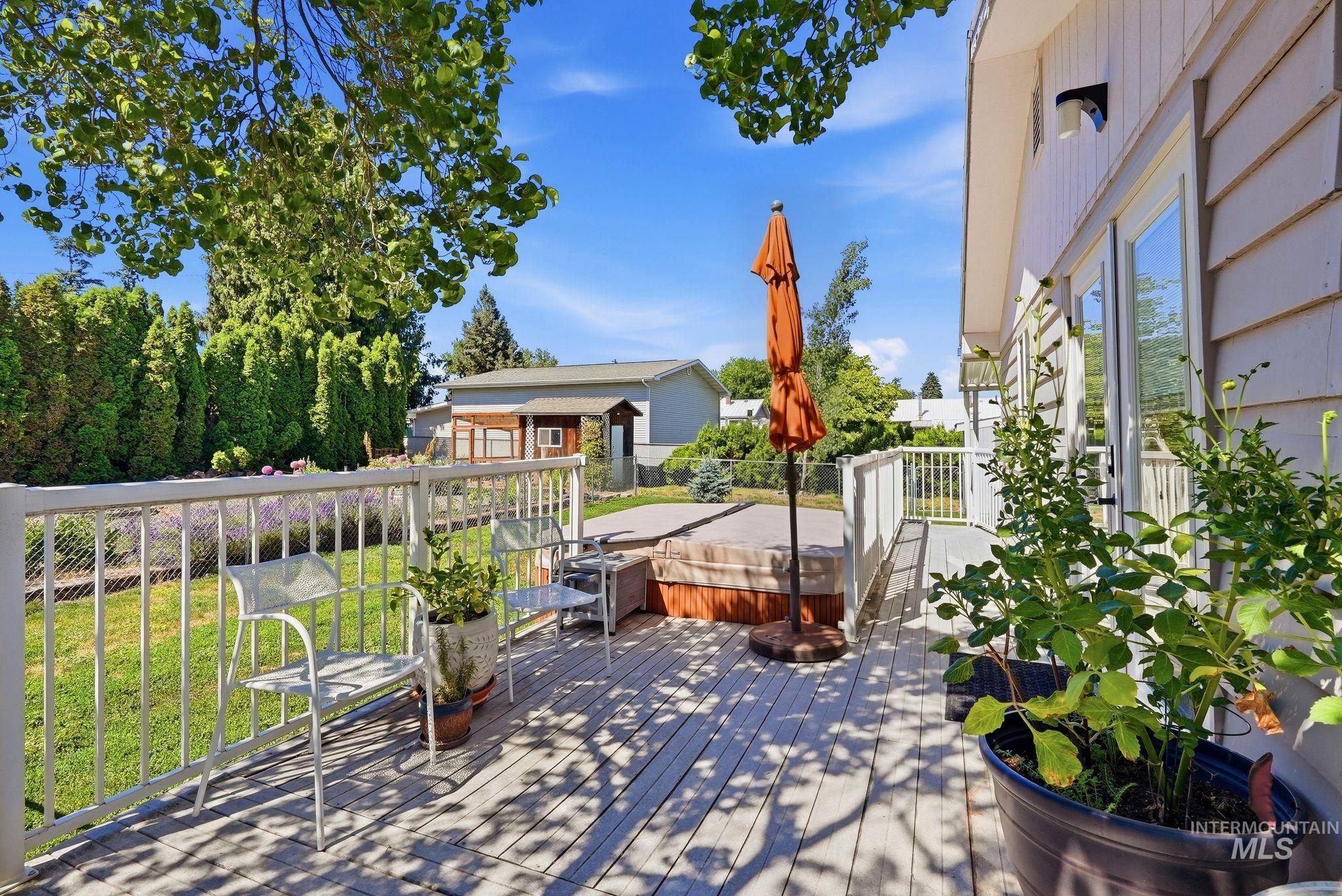 708 Park Avenue, Lewiston, Idaho 83501, 4 Bedrooms, 2 Bathrooms, Residential For Sale, Price $539,900, 98990784
