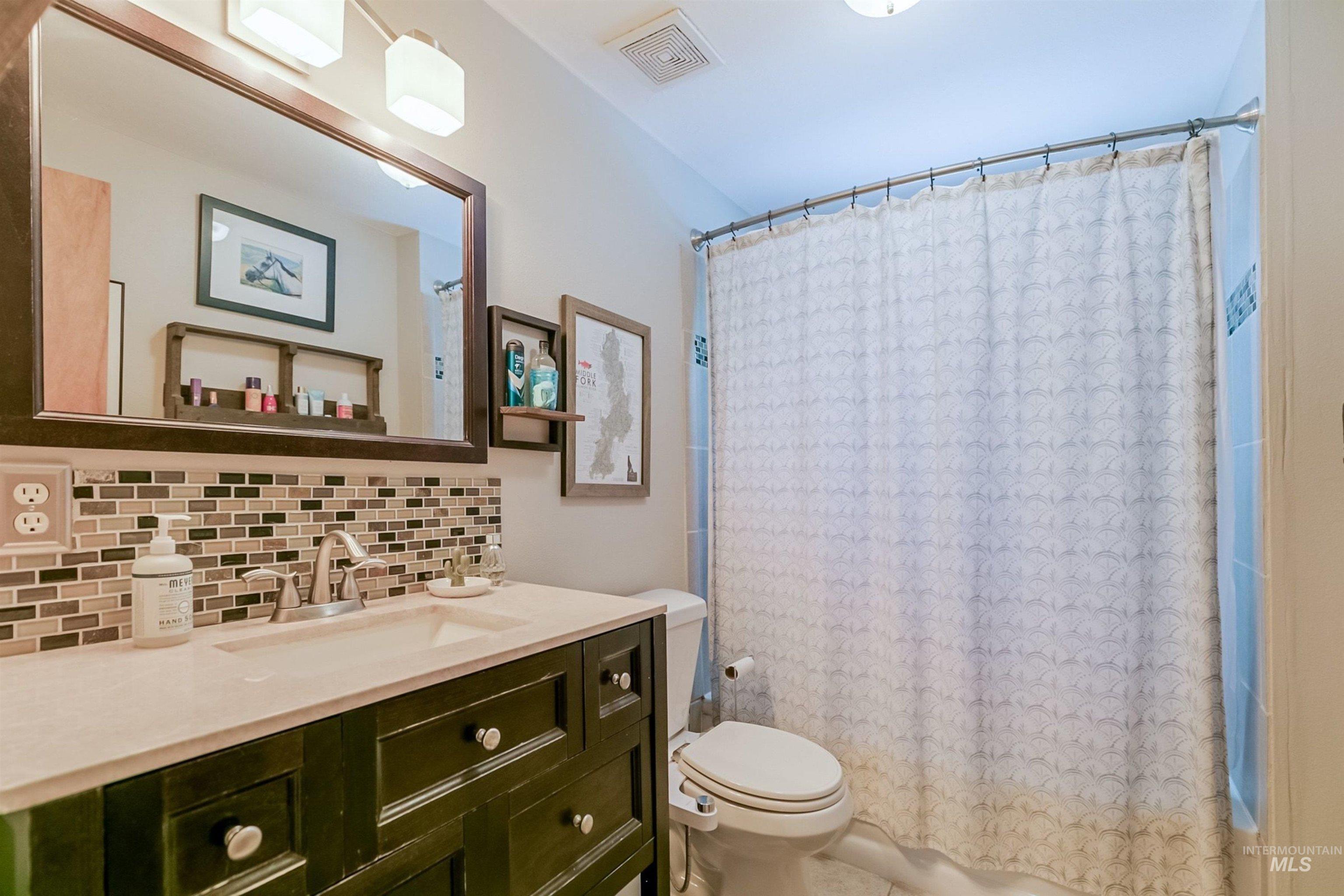 4916 W Camas Street, Boise, Idaho 83705, 3 Bedrooms, 1.5 Bathrooms, Residential For Sale, Price $465,000,MLS 98990786