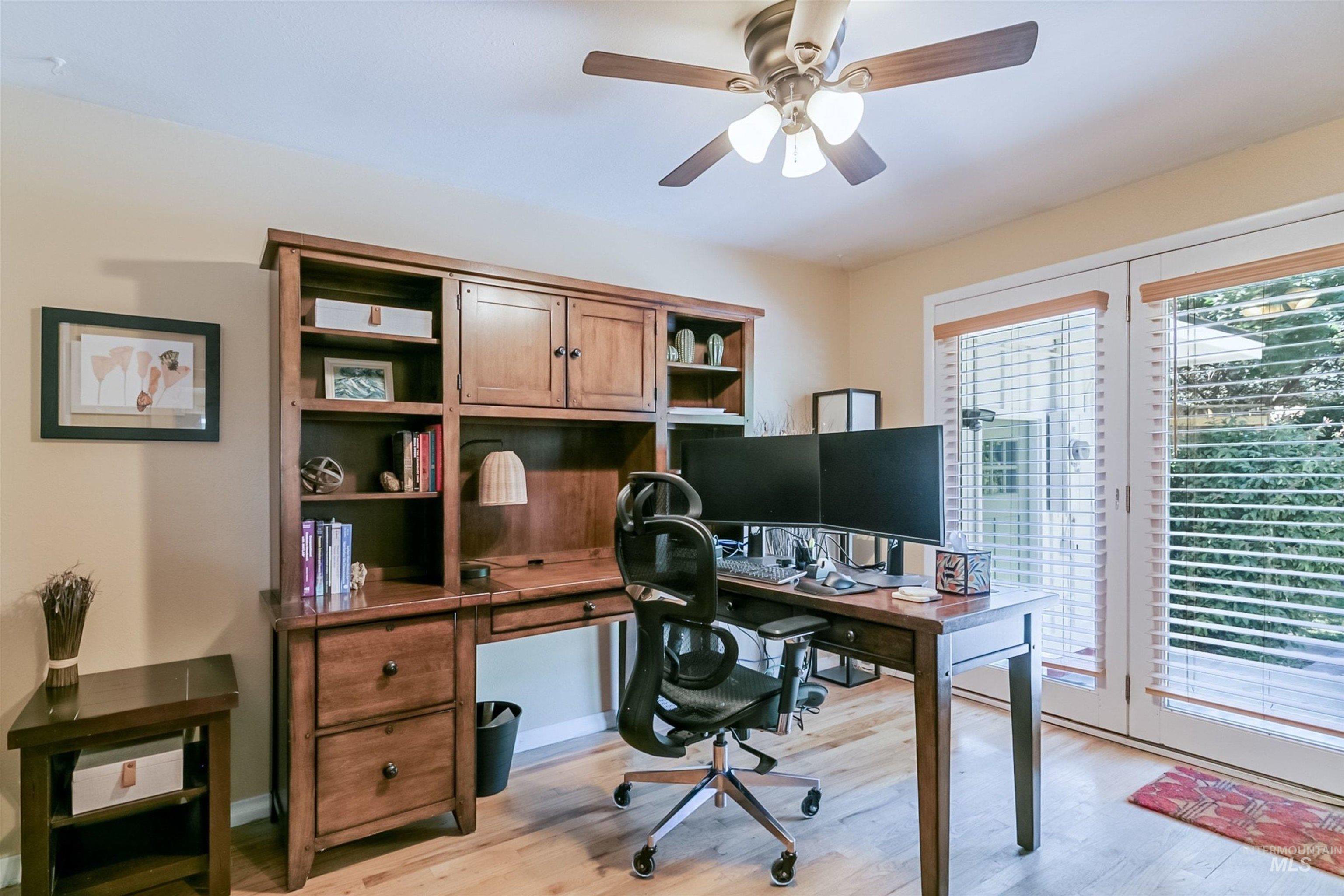 4916 W Camas Street, Boise, Idaho 83705, 3 Bedrooms, 1.5 Bathrooms, Residential For Sale, Price $465,000,MLS 98990786
