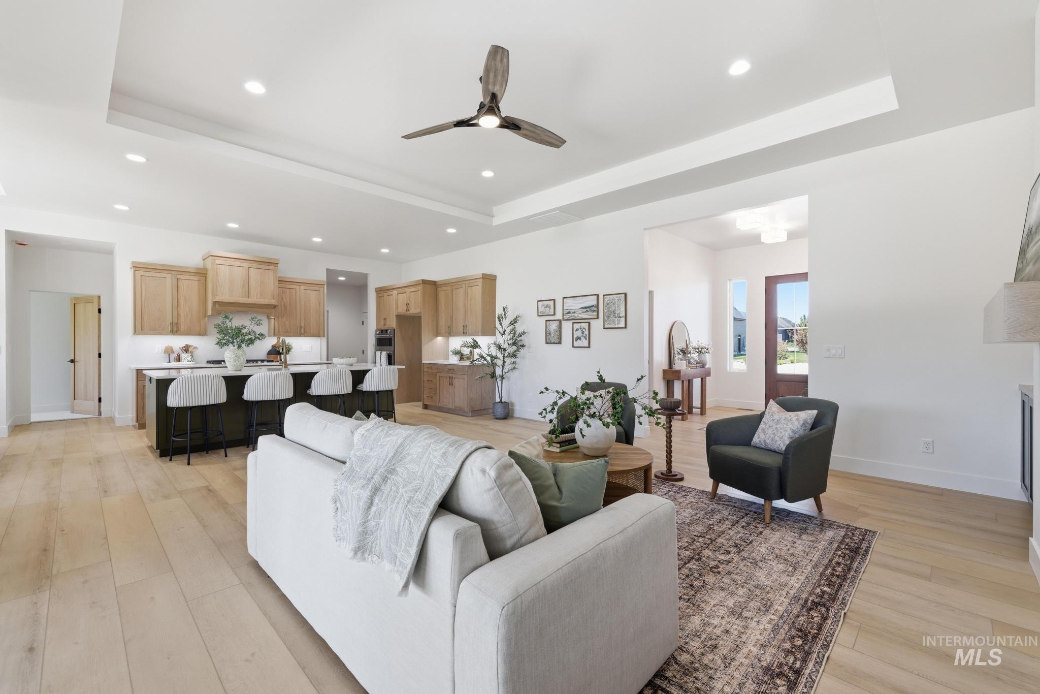 1561 Clear Creek Loop, Twin Falls, Idaho 83301-8322, 4 Bedrooms, 3 Bathrooms, Residential For Sale, Price $765,000,MLS 98990787