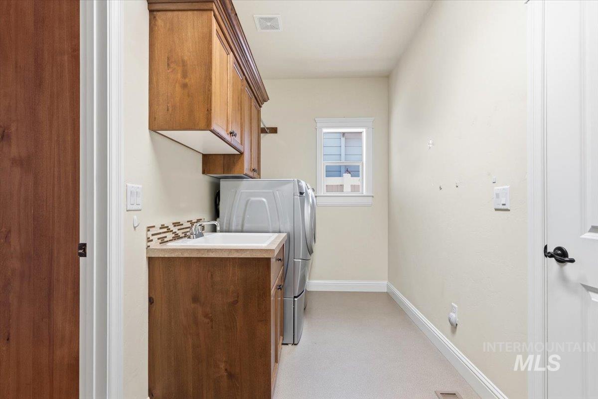 561 S Archstone Way, Boise, Idaho 83709, 3 Bedrooms, 2 Bathrooms, Residential For Sale, Price $468,400,MLS 98990796