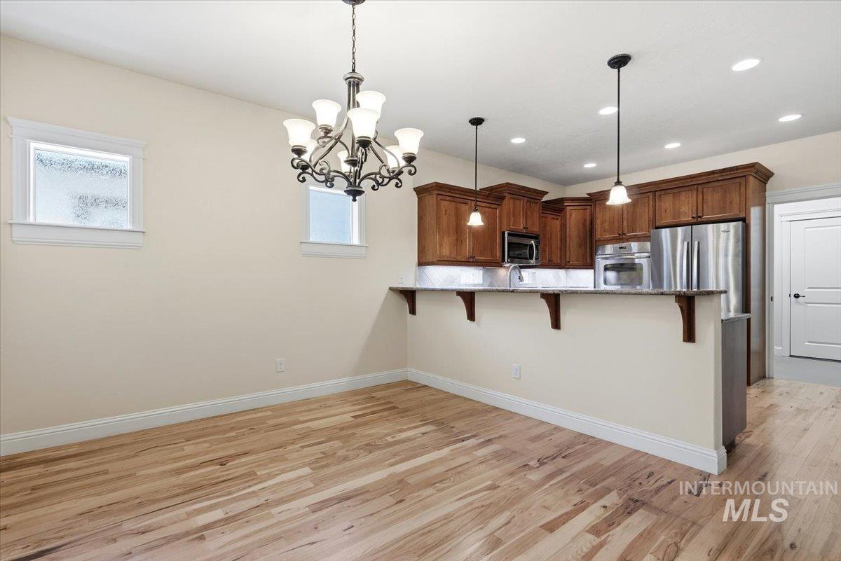 561 S Archstone Way, Boise, Idaho 83709, 3 Bedrooms, 2 Bathrooms, Residential For Sale, Price $468,400,MLS 98990796