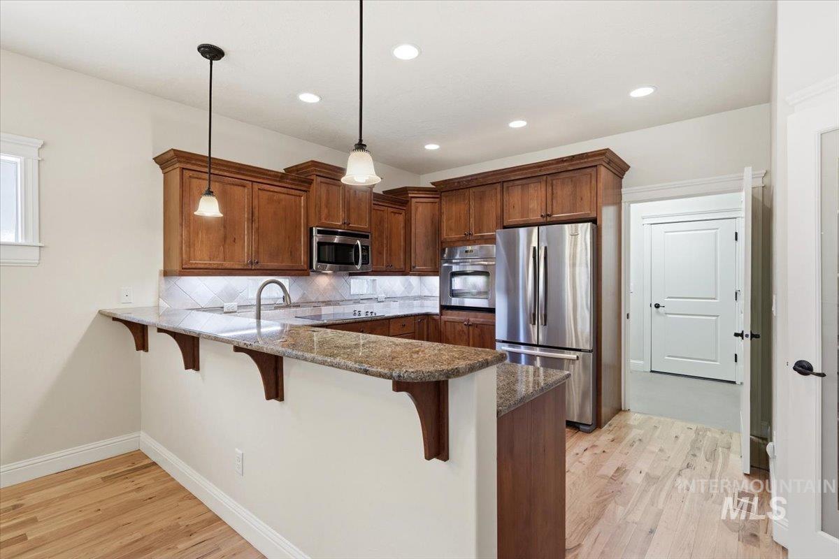 561 S Archstone Way, Boise, Idaho 83709, 3 Bedrooms, 2 Bathrooms, Residential For Sale, Price $468,400,MLS 98990796