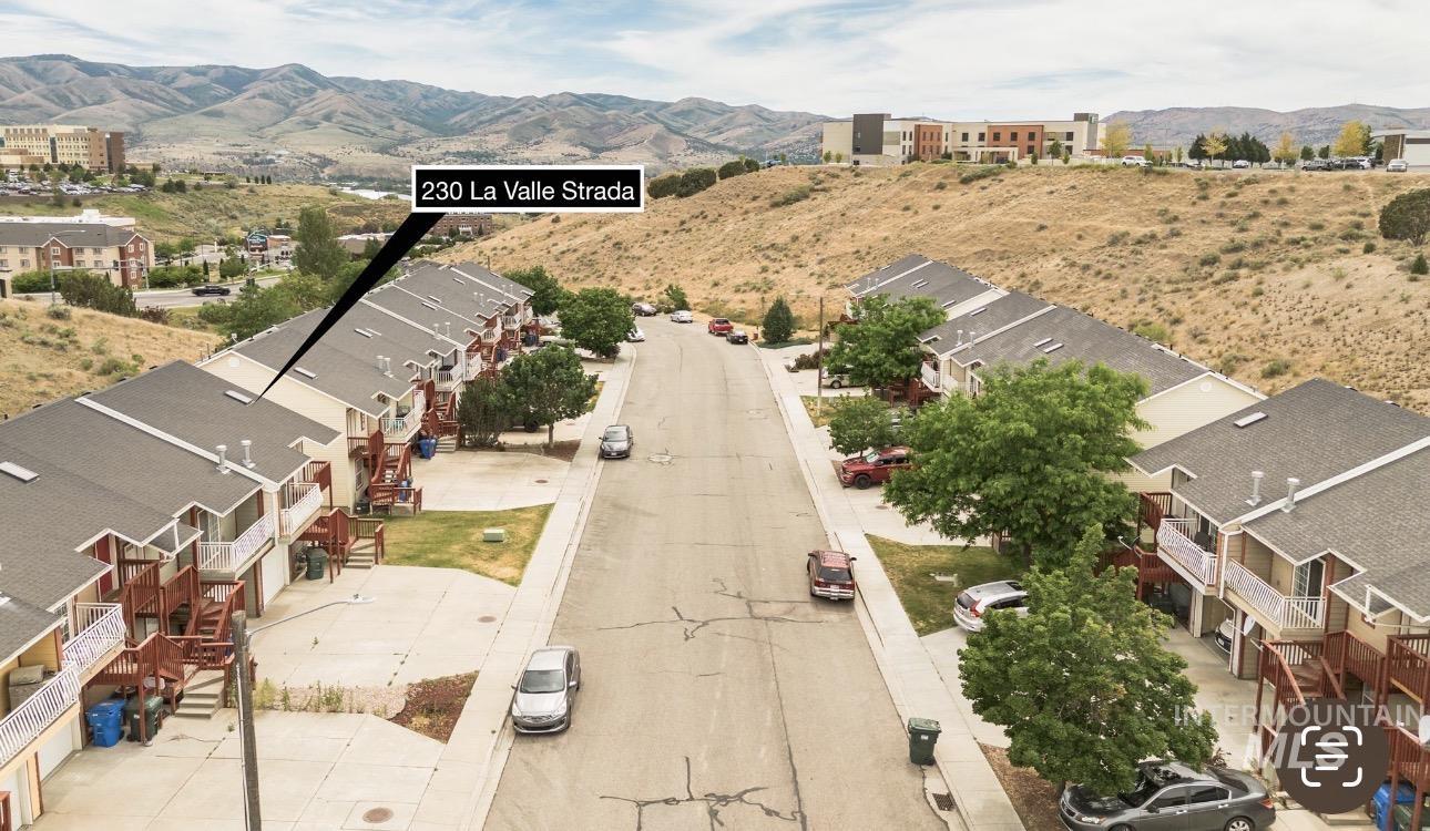 206, 225, 230 La Valle Strada, Pocatello, Idaho 83201, 3 Bedrooms, 2 Bathrooms, Residential Income For Sale, Price $690,000, 98990798