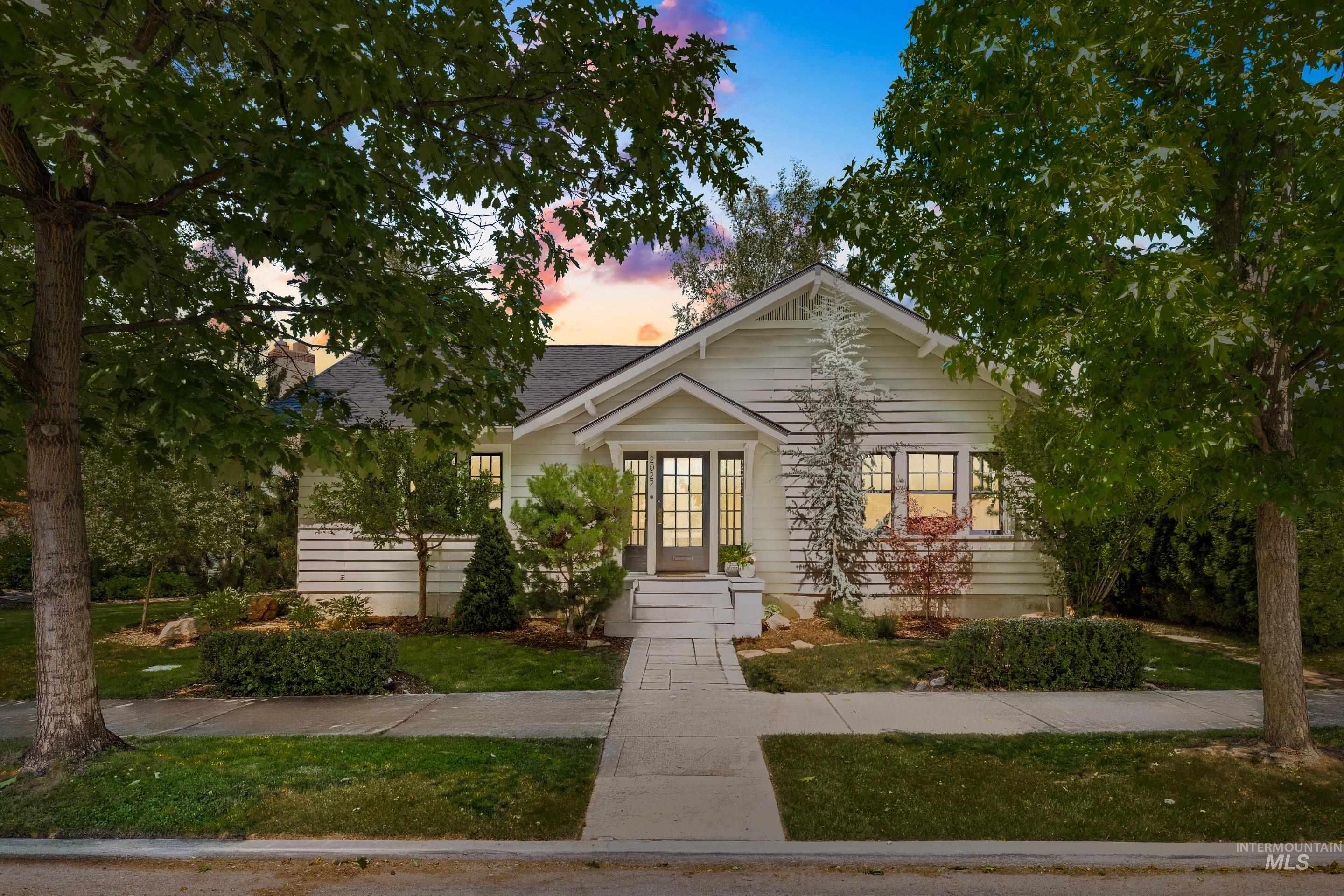 2022 W Ellis Ave, Boise, Idaho 83702, 3 Bedrooms, 2 Bathrooms, Residential For Sale, Price $888,000,MLS 98990802