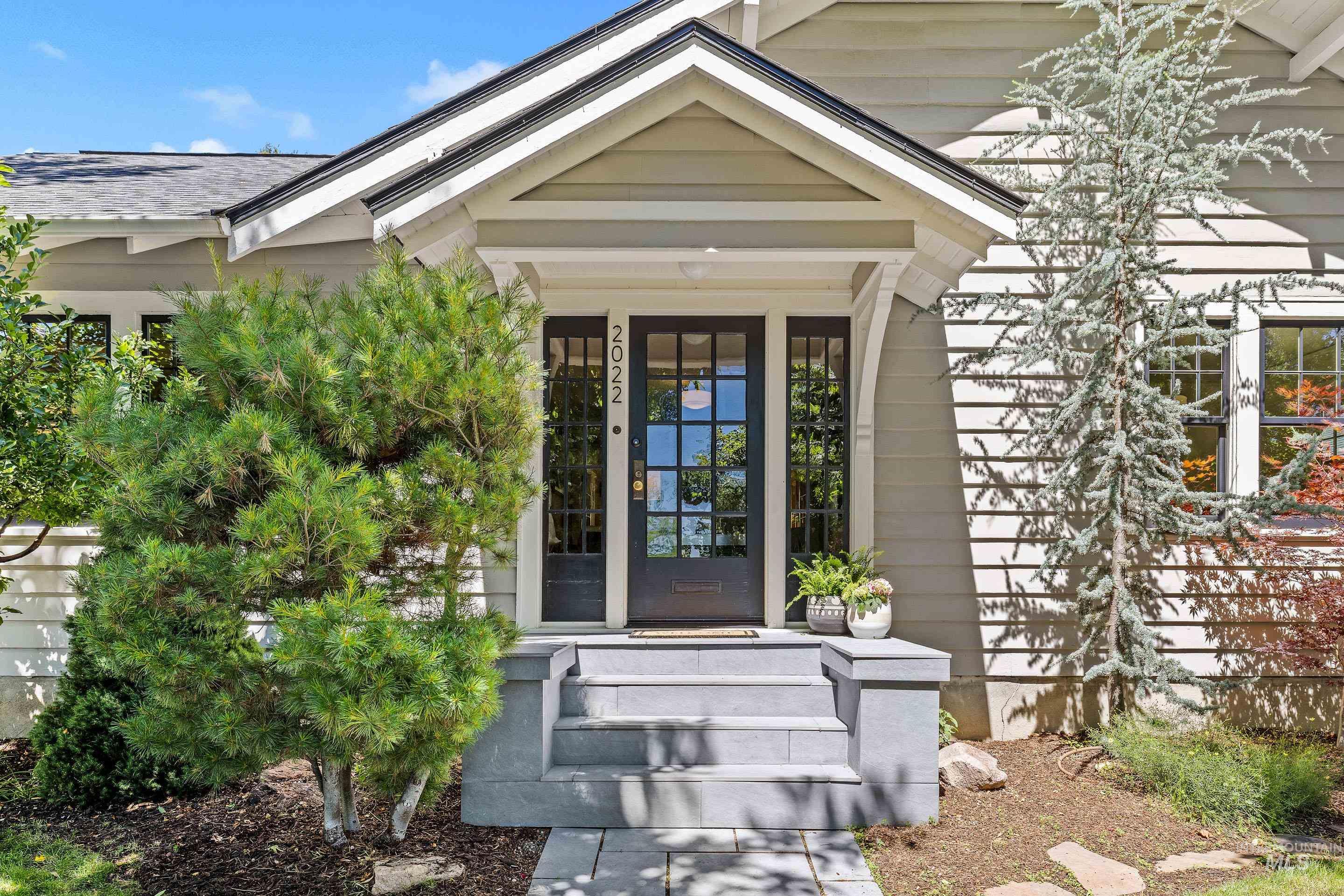 2022 W Ellis Ave, Boise, Idaho 83702, 3 Bedrooms, 2 Bathrooms, Residential For Sale, Price $888,000,MLS 98990802