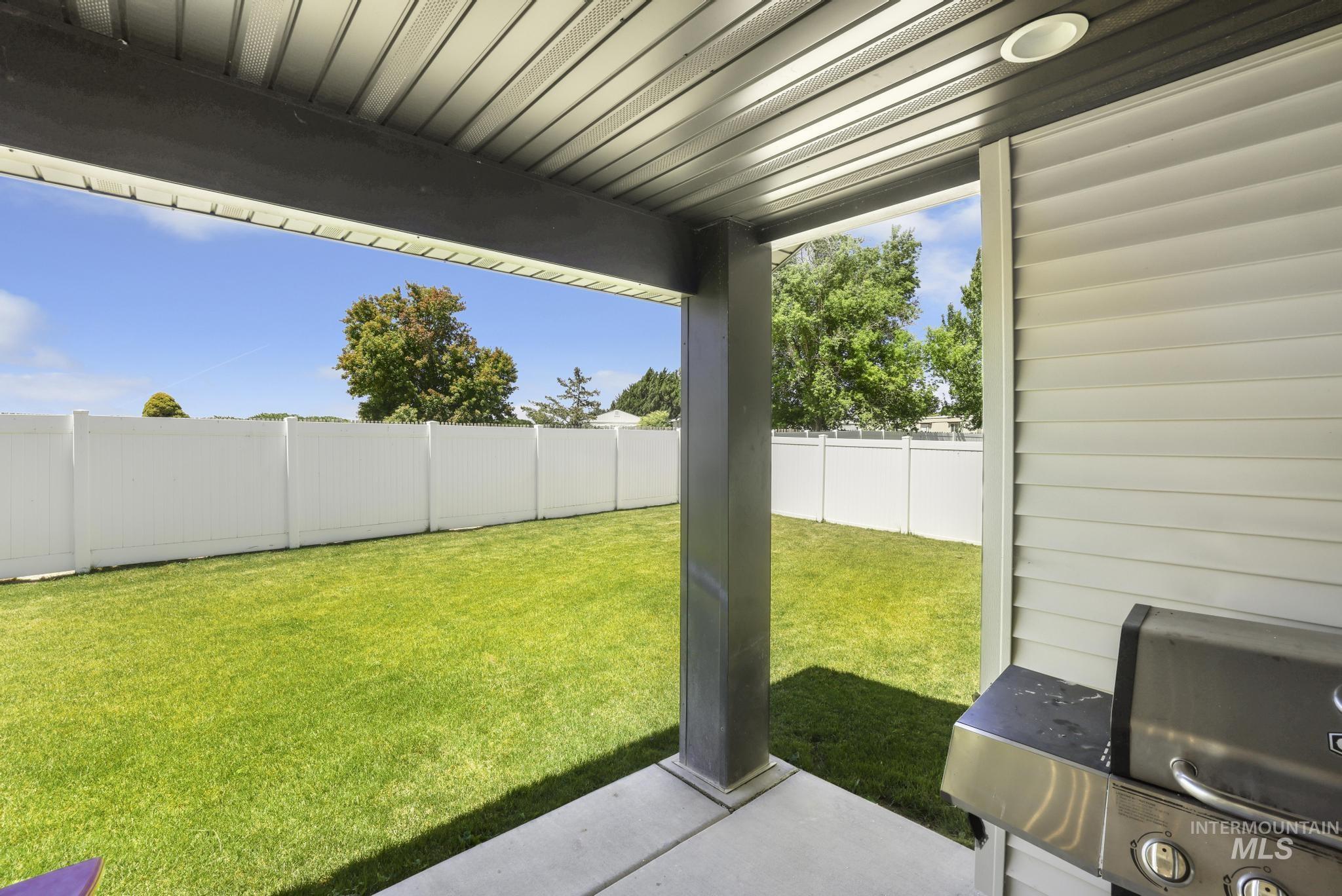 1836 Gage Ave, Twin Falls, Idaho 83301, 3 Bedrooms, 2 Bathrooms, Residential For Sale, Price $399,999,MLS 98990803