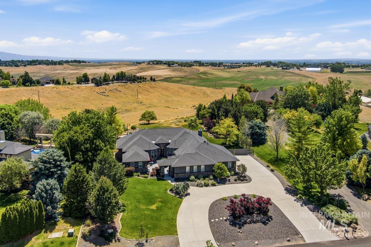 12583 W Deep Canyon Drive, Star, Idaho 83669, 4 Bedrooms, 3 Bathrooms, Residential For Sale, Price $1,599,900,MLS 98990806
