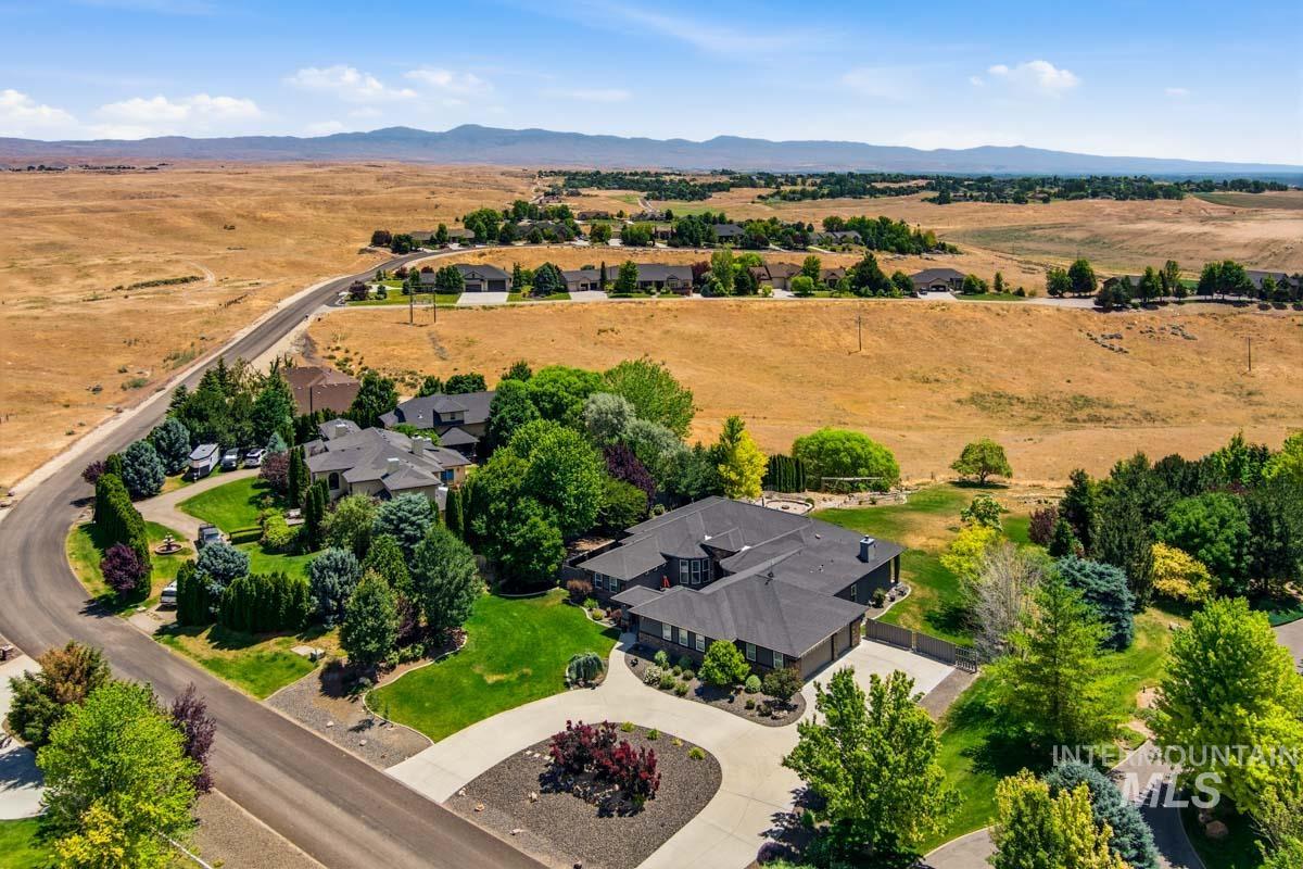 12583 W Deep Canyon Drive, Star, Idaho 83669, 4 Bedrooms, 3 Bathrooms, Residential For Sale, Price $1,599,900,MLS 98990806