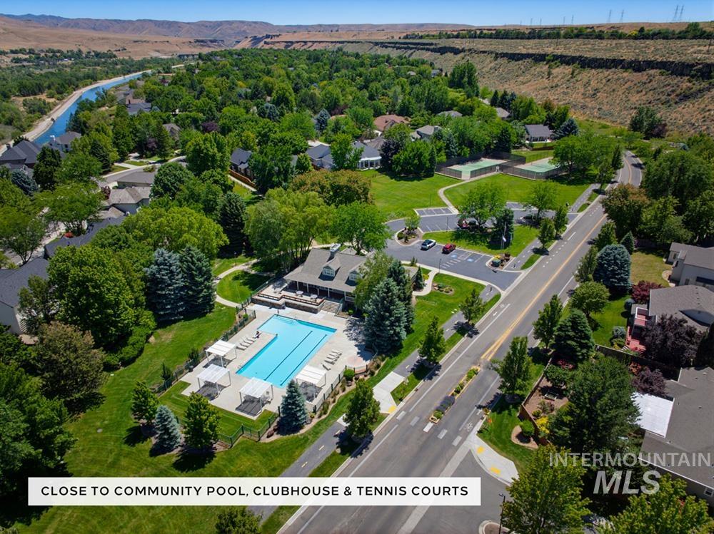 5170 S Surprise Way, Boise, Idaho 83716, 2 Bedrooms, 2 Bathrooms, Residential For Sale, Price $530,000,MLS 98990808