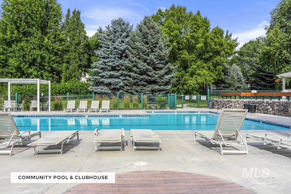 5170 S Surprise Way, Boise, Idaho 83716, 2 Bedrooms, 2 Bathrooms, Residential For Sale, Price $530,000,MLS 98990808