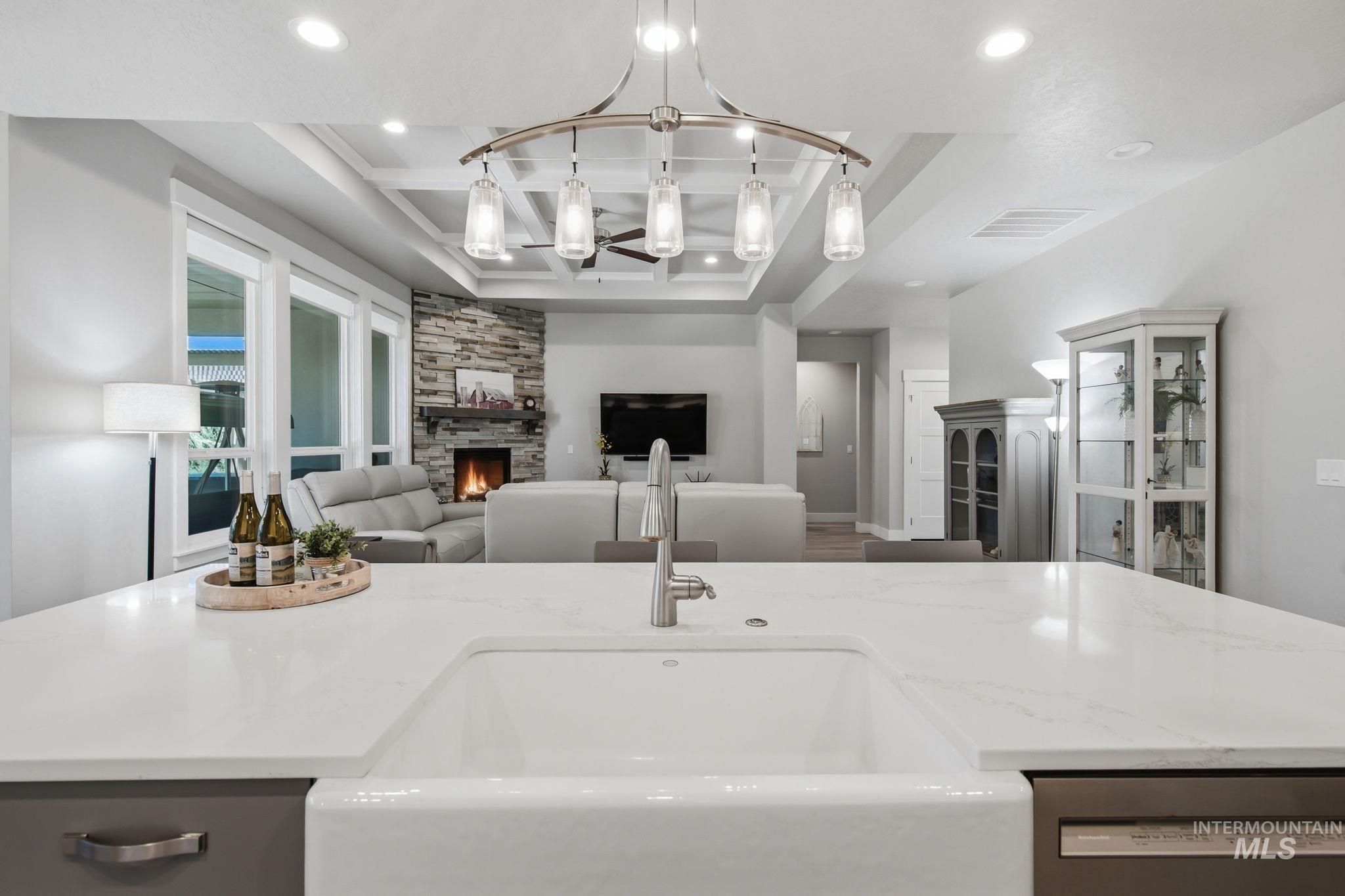 9133 S Cipolletti Way, Kuna, Idaho 83634, 3 Bedrooms, 2.5 Bathrooms, Residential For Sale, Price $699,900,MLS 98990809