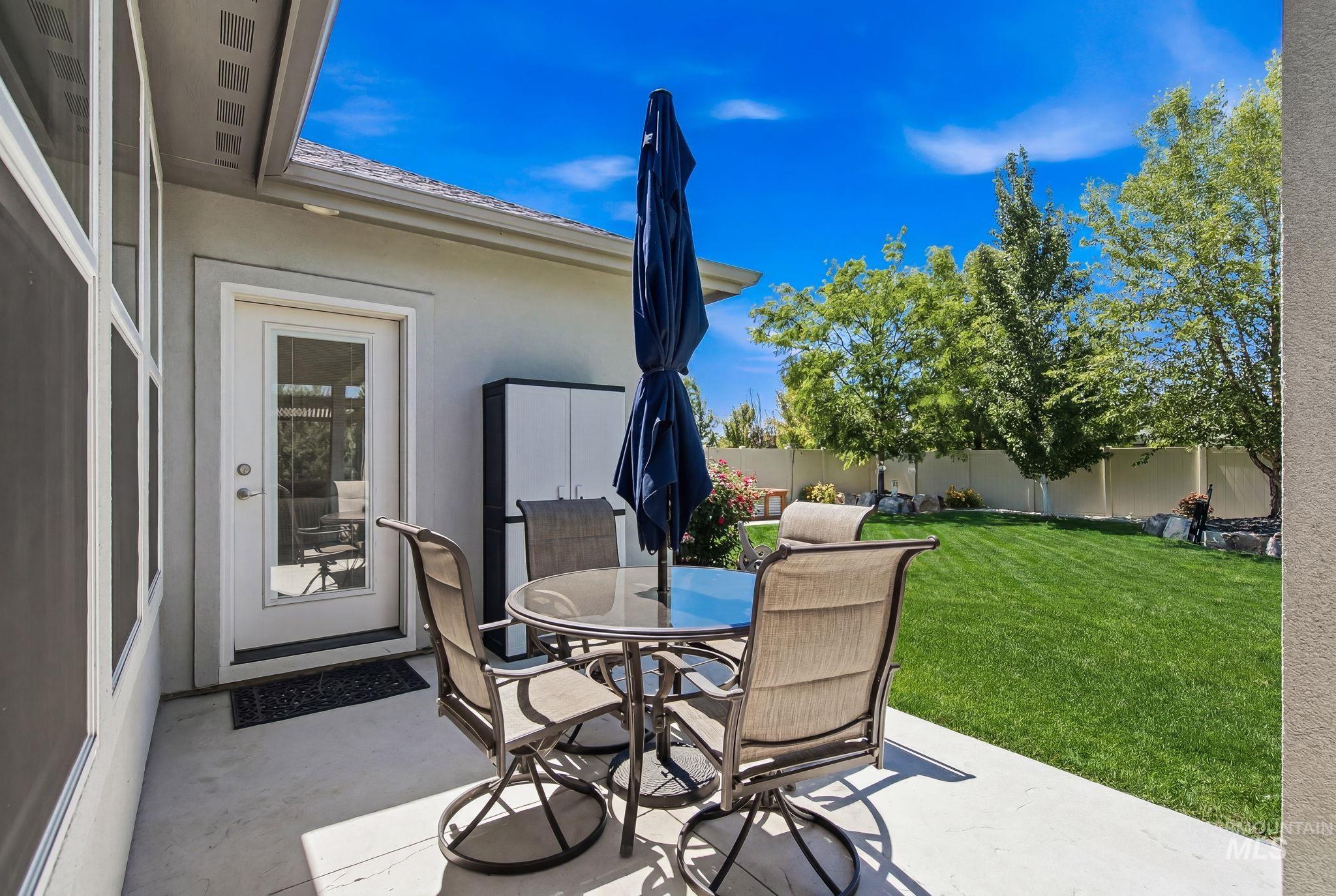 9133 S Cipolletti Way, Kuna, Idaho 83634, 3 Bedrooms, 2.5 Bathrooms, Residential For Sale, Price $699,900,MLS 98990809