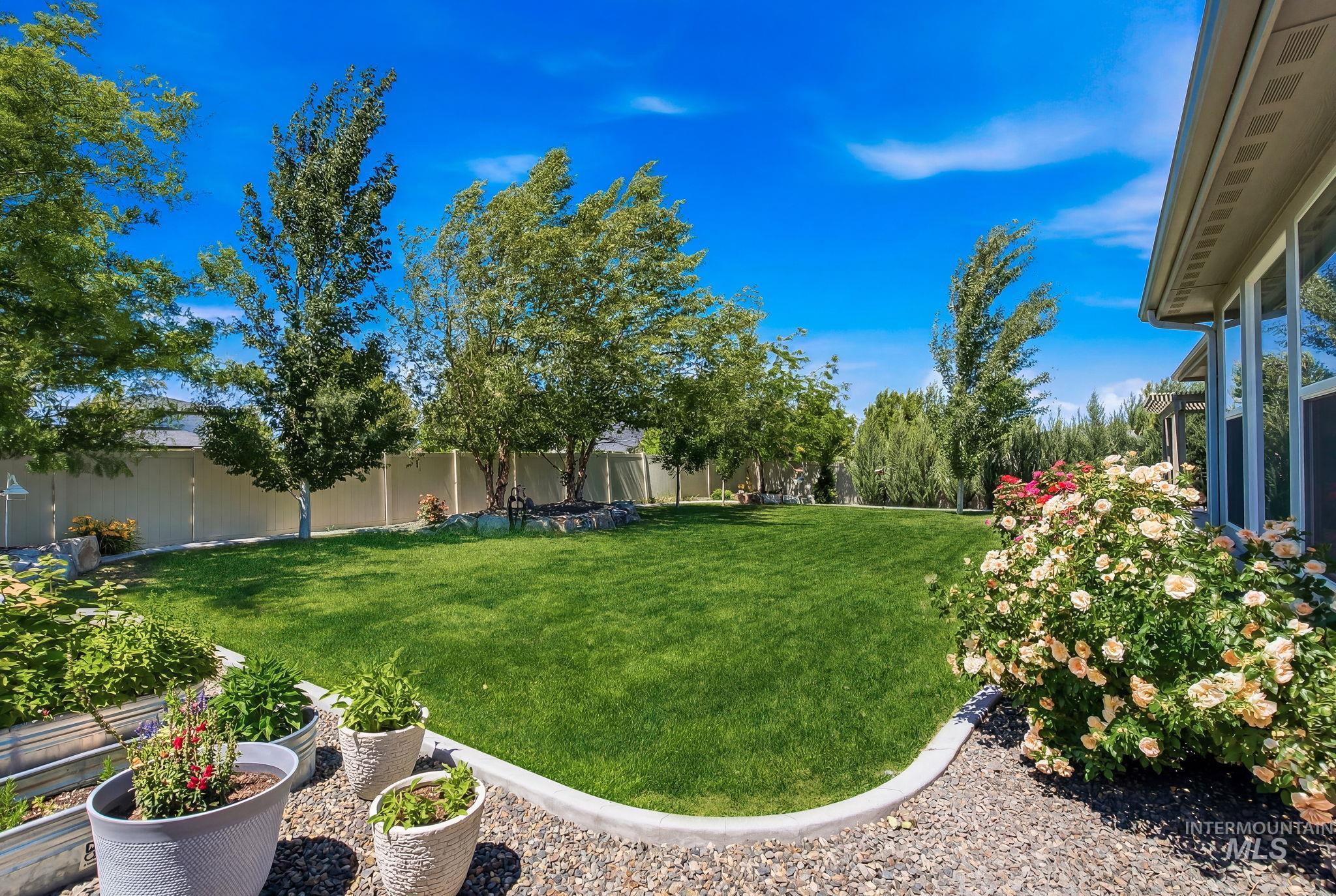 9133 S Cipolletti Way, Kuna, Idaho 83634, 3 Bedrooms, 2.5 Bathrooms, Residential For Sale, Price $699,900,MLS 98990809