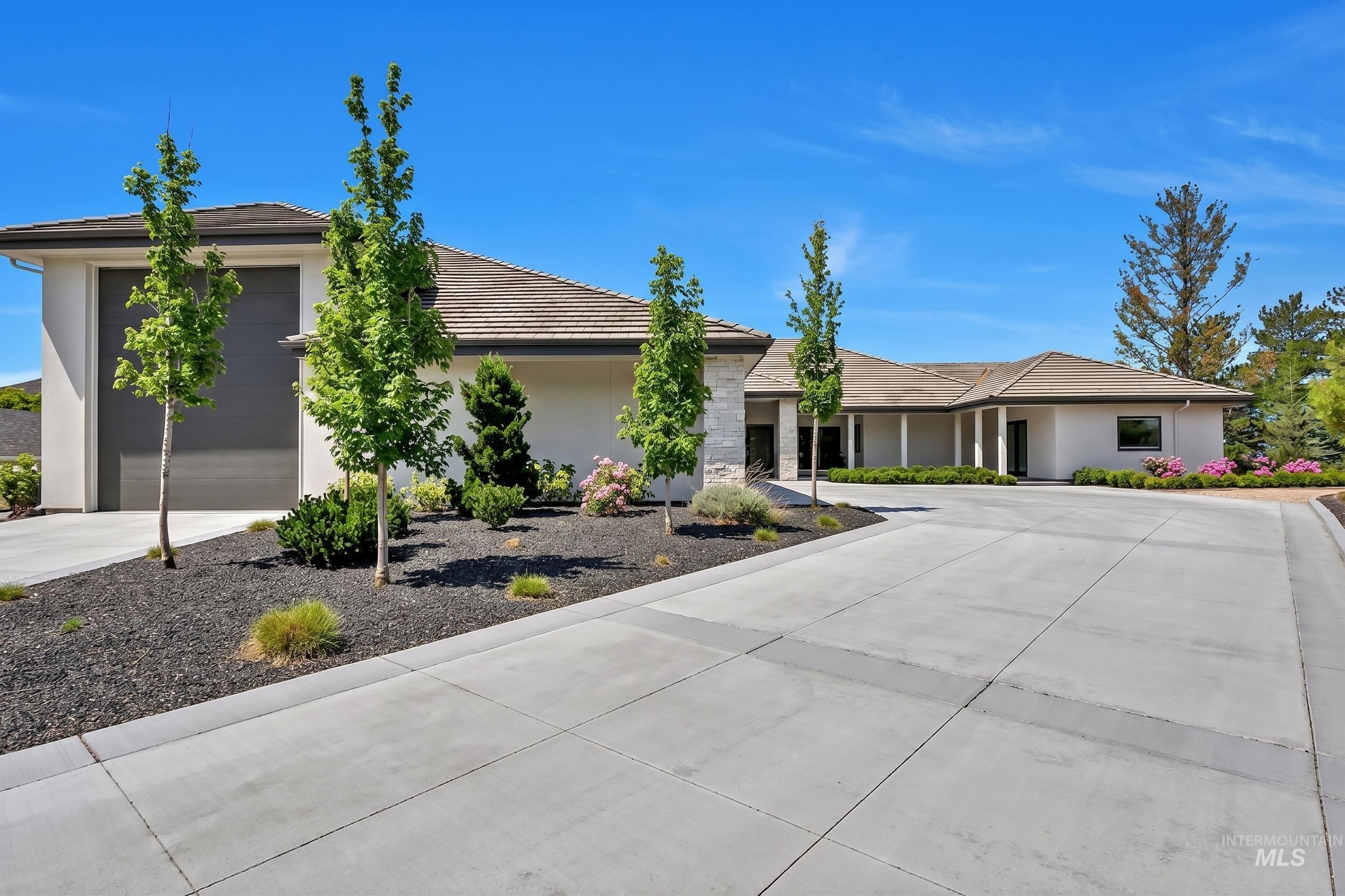 329 W Thornberry Dr, Boise, Idaho 83702, 4 Bedrooms, 4.5 Bathrooms, Residential For Sale, Price $3,195,000,MLS 98990811