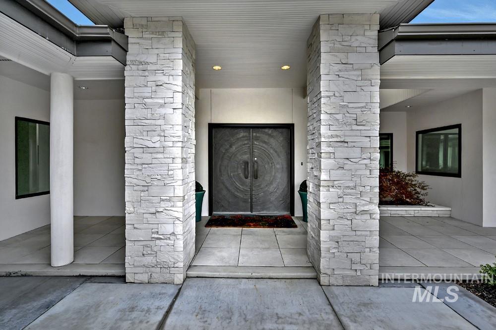 329 W Thornberry Dr, Boise, Idaho 83702, 4 Bedrooms, 4.5 Bathrooms, Residential For Sale, Price $3,195,000, 98990811