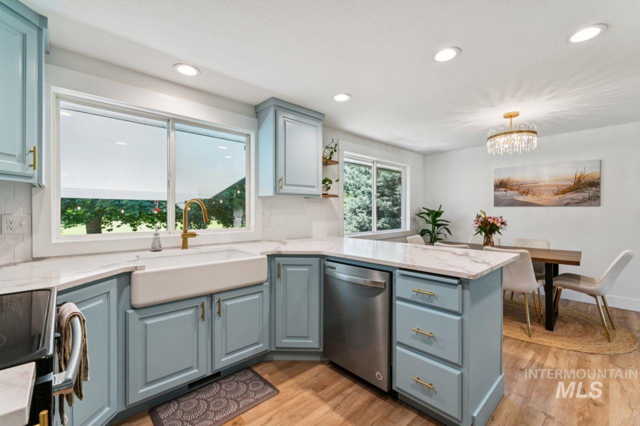 4167 N Columbine St, Boise, Idaho 83713, 6 Bedrooms, 3 Bathrooms, Residential For Sale, Price $925,000,MLS 98990813