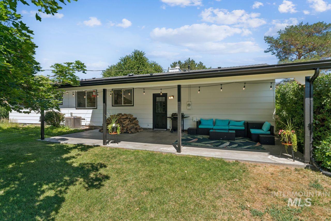 4167 N Columbine St, Boise, Idaho 83713, 6 Bedrooms, 3 Bathrooms, Residential For Sale, Price $925,000,MLS 98990813
