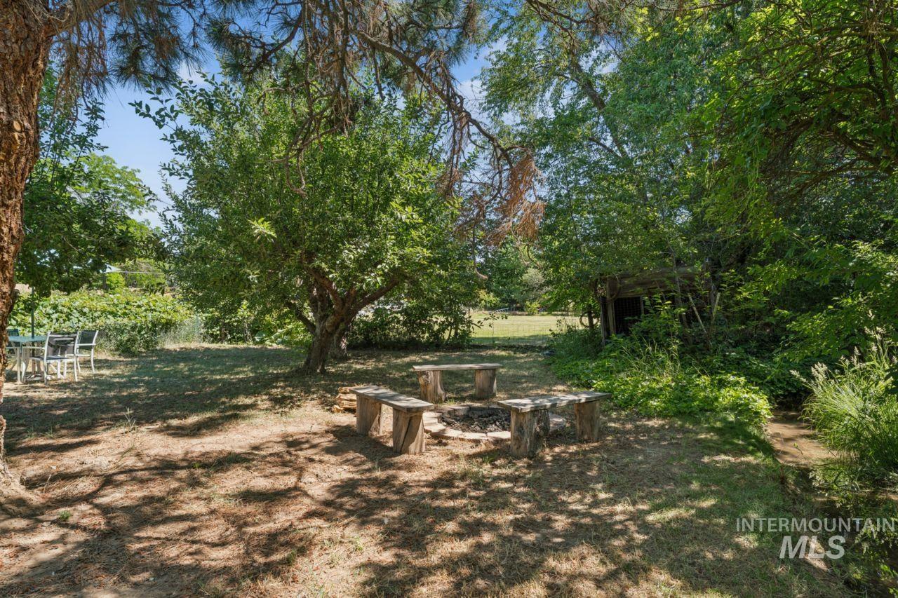 4167 N Columbine St, Boise, Idaho 83713, 6 Bedrooms, 3 Bathrooms, Residential For Sale, Price $925,000,MLS 98990813