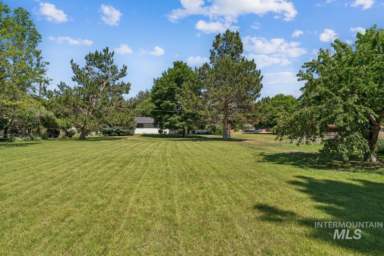 4167 N Columbine St, Boise, Idaho 83713, 6 Bedrooms, 3 Bathrooms, Residential For Sale, Price $899,900, 98990813