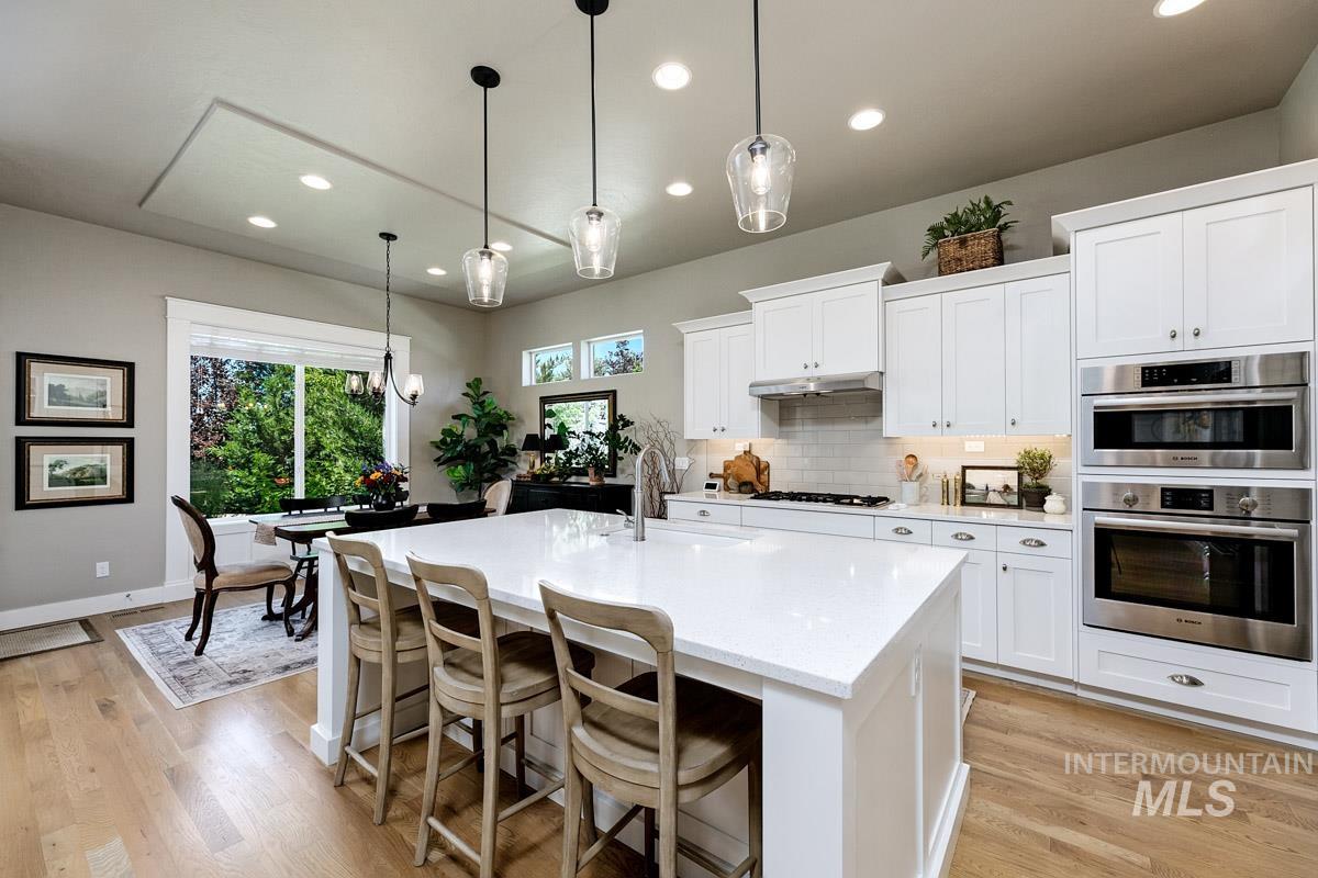 5853 S Palatino Way, Meridian, Idaho 83642, 3 Bedrooms, 2 Bathrooms, Residential For Sale, Price $624,900,MLS 98990816