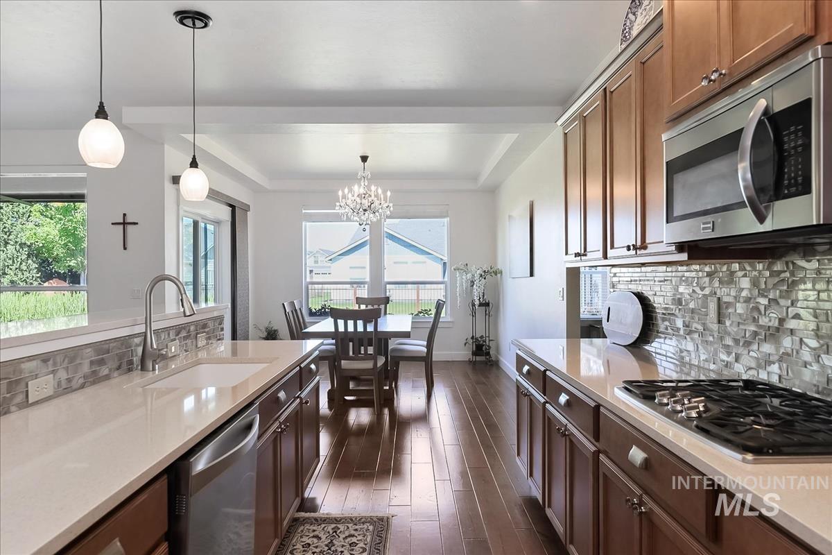 1116 N World Cup Lane, Eagle, Idaho 83616, 4 Bedrooms, 2 Bathrooms, Residential For Sale, Price $669,000,MLS 98990817
